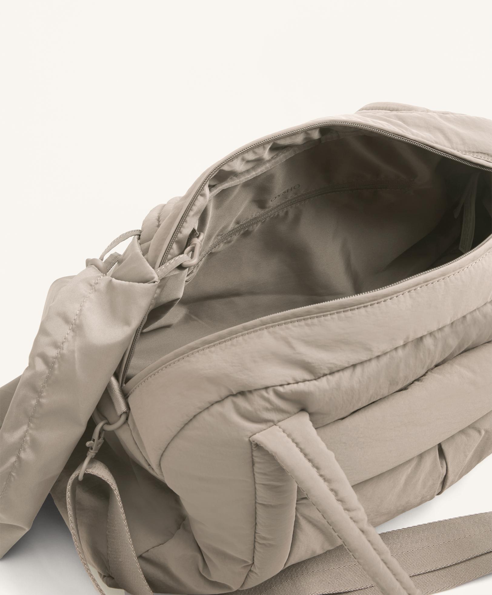 Технически капитониран спортен сак - Намаление