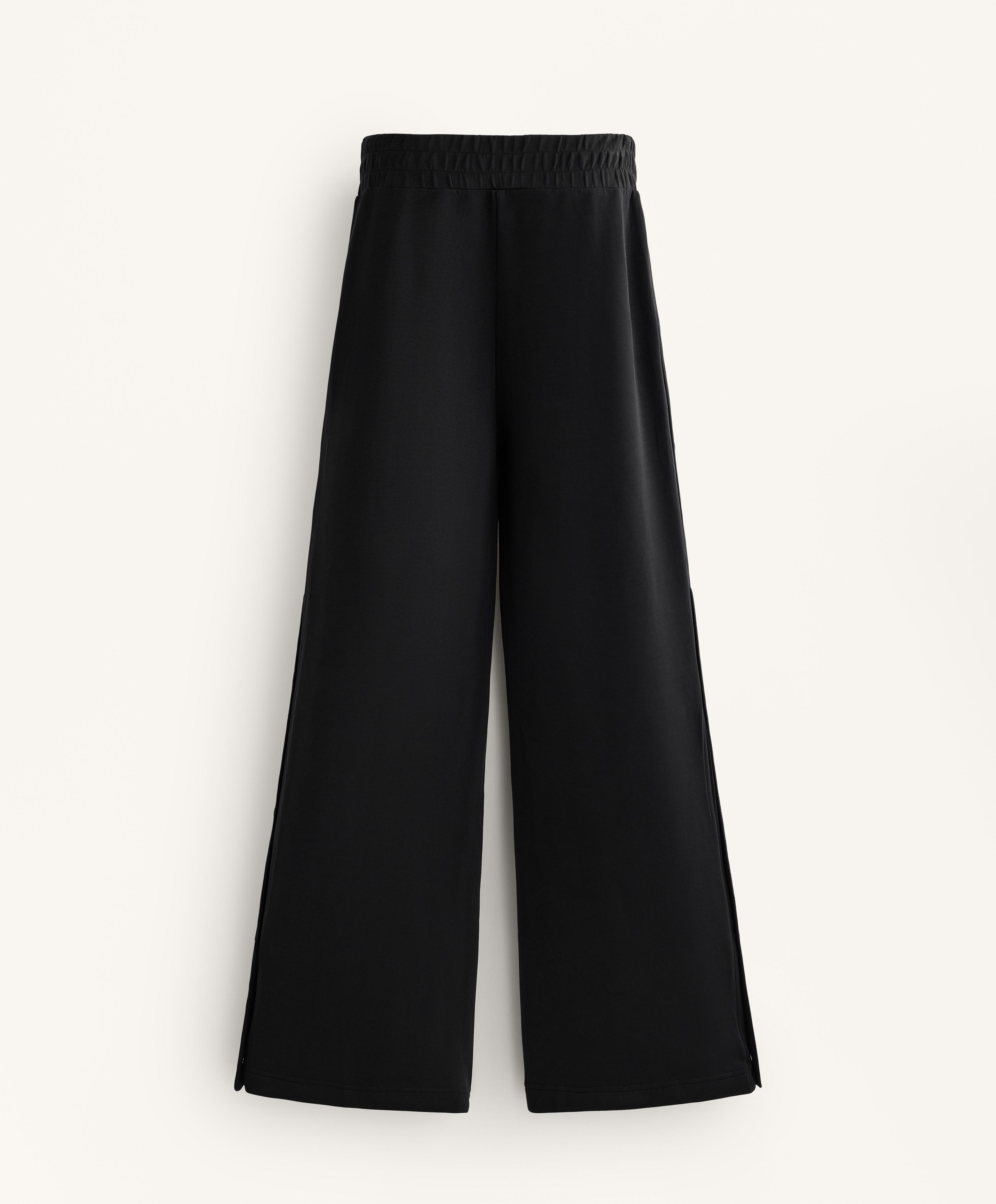 Pantalon droit à boutons et rib en modal au toucher doux Pantalon droit à boutons et rib en modal au toucher doux