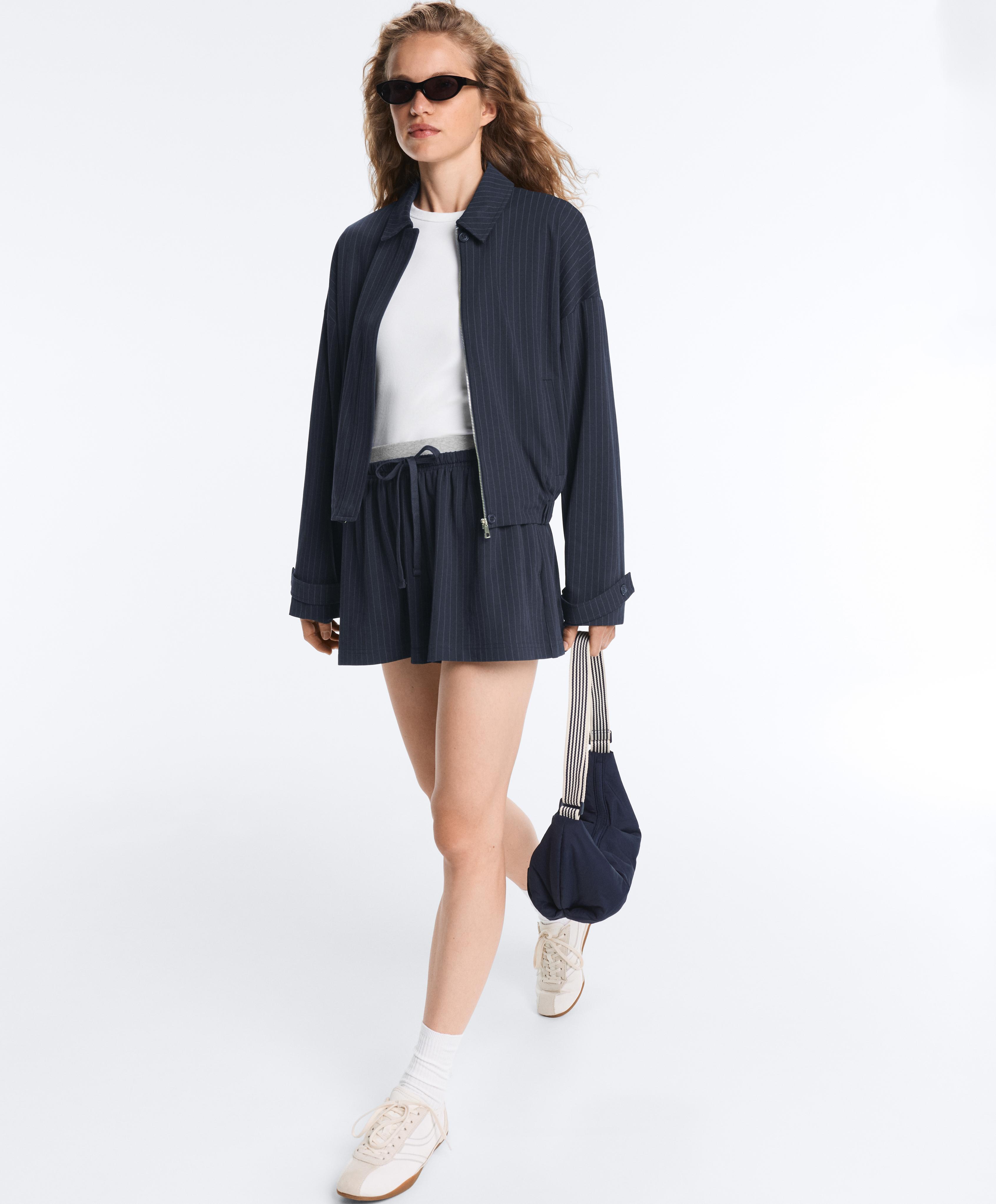 Pinstripe piqué cotton short total look