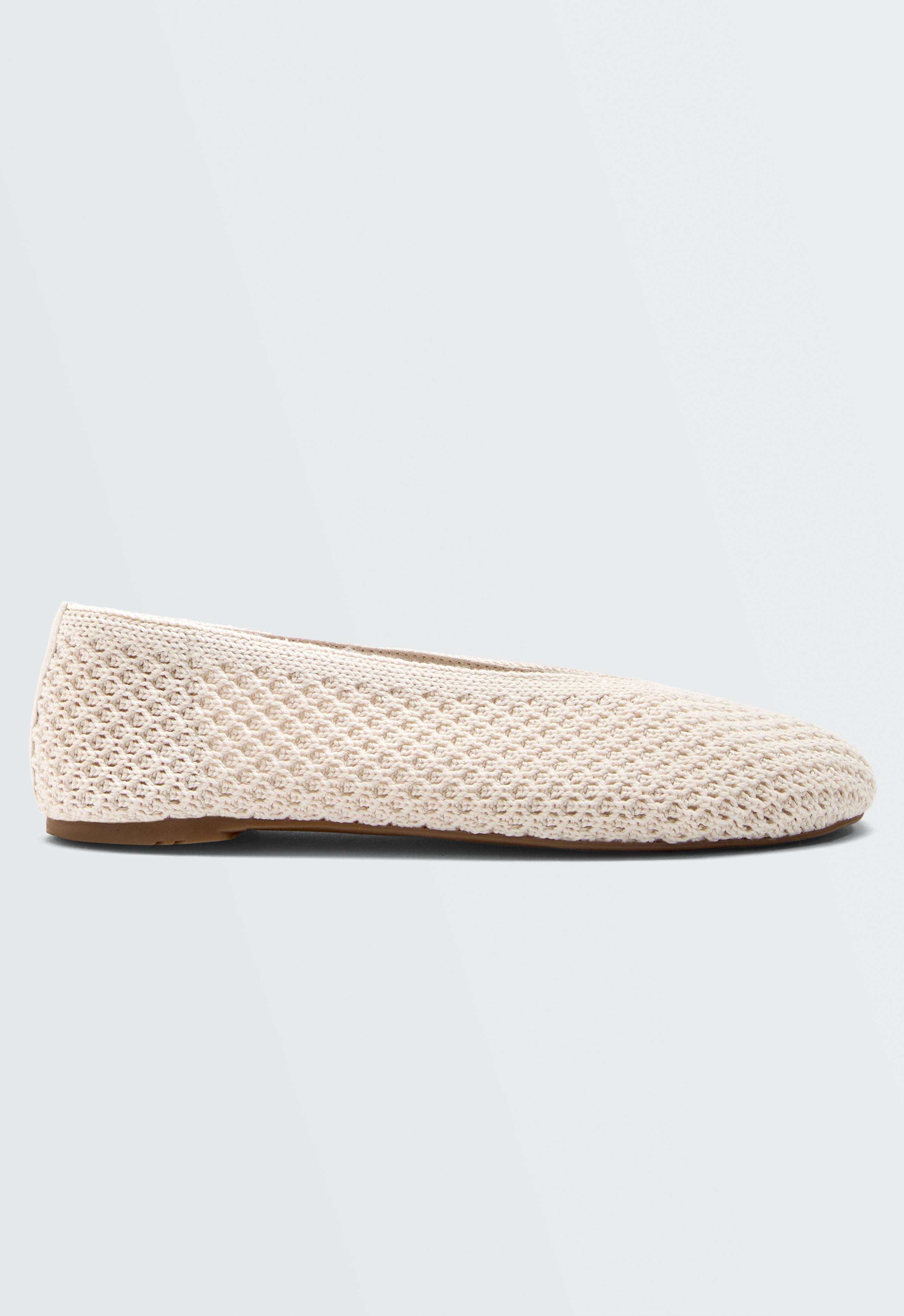 Crochet ballet flats — ECRU