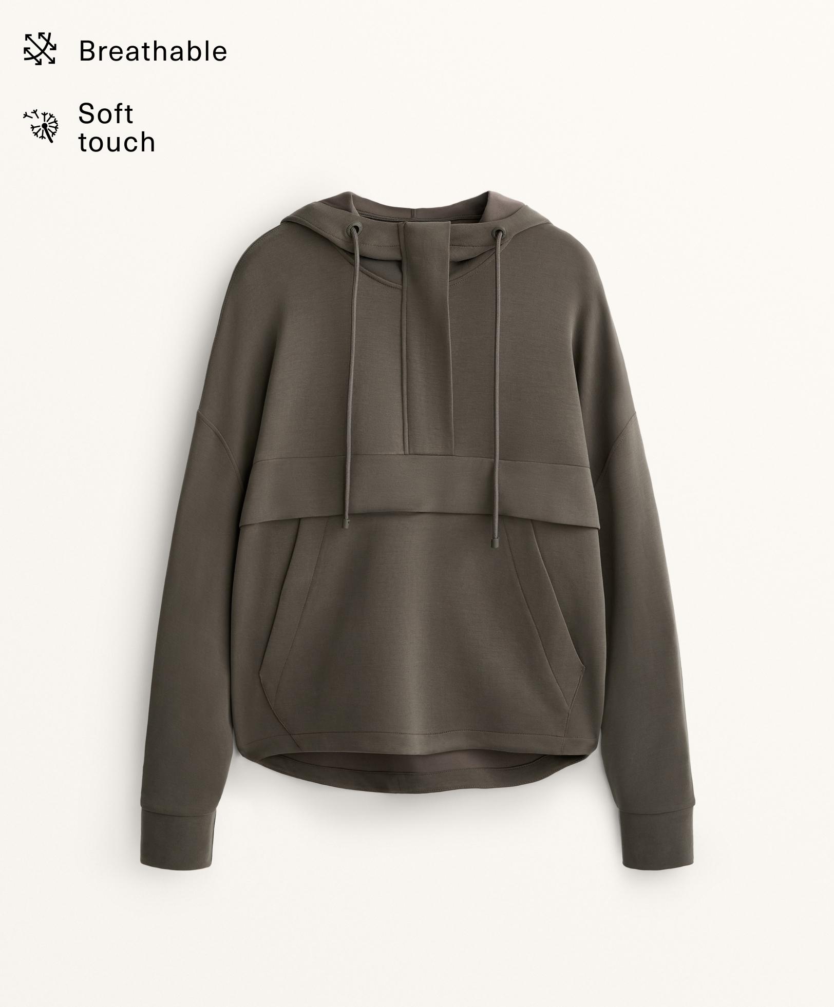 Soft-touch sweatshirt with modal and zip
