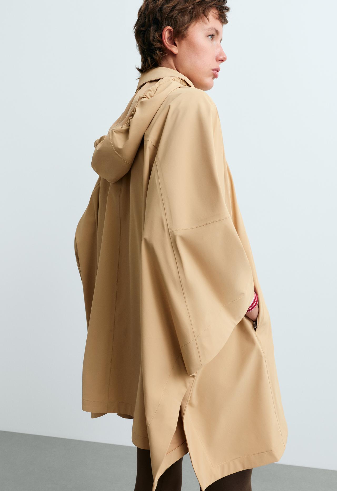 Extra lightweight 10k waterproof short cape — CAMEL