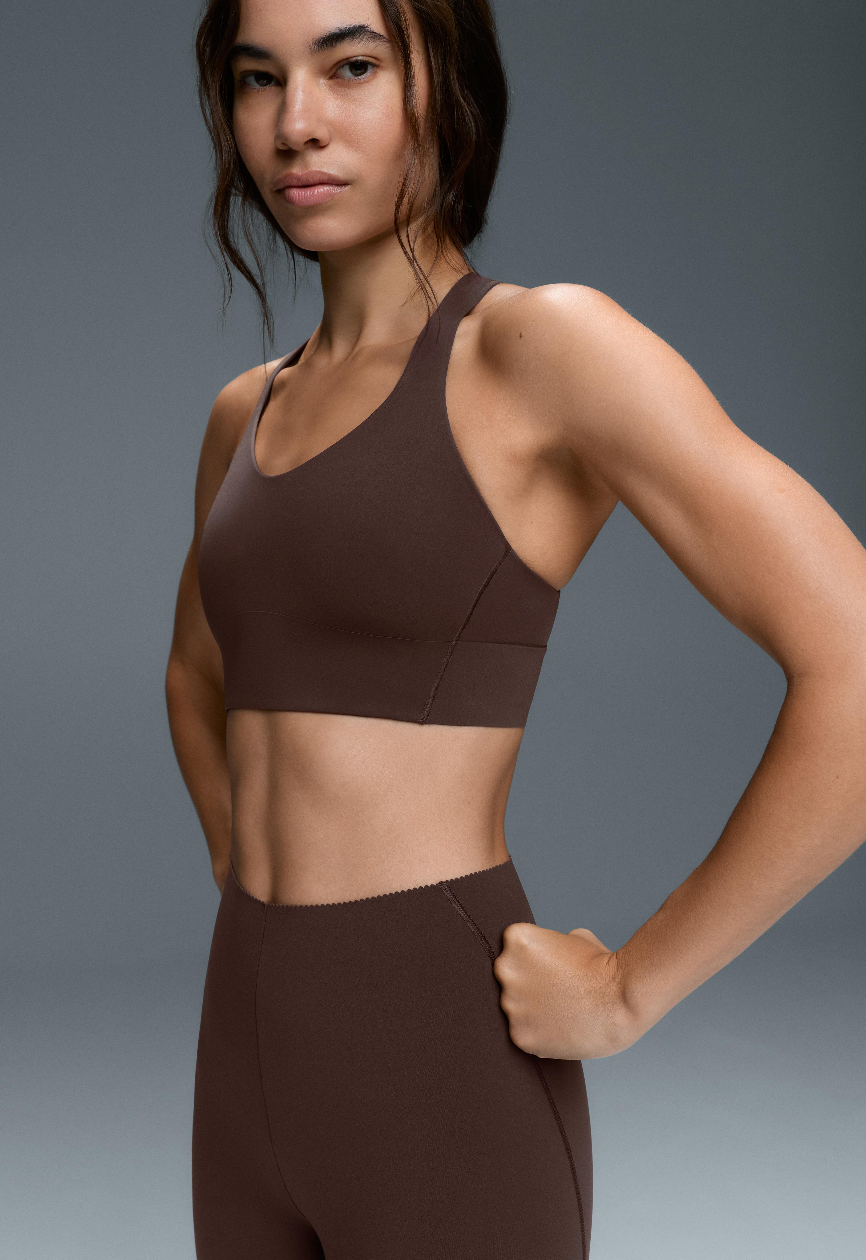 Medium-support Light Touch crossover bra — BROWN