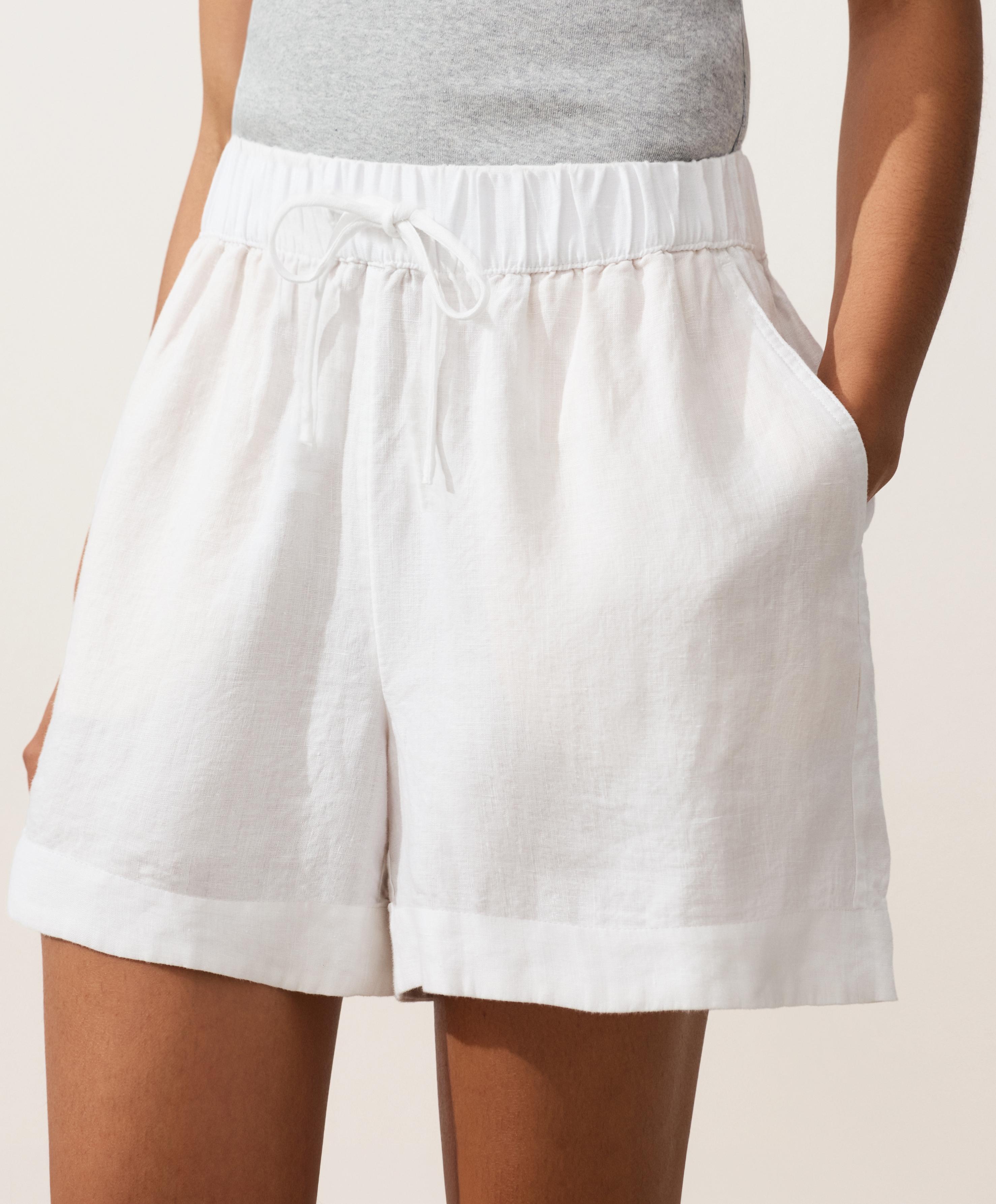 100% linen mid-rise shorts — WHITE