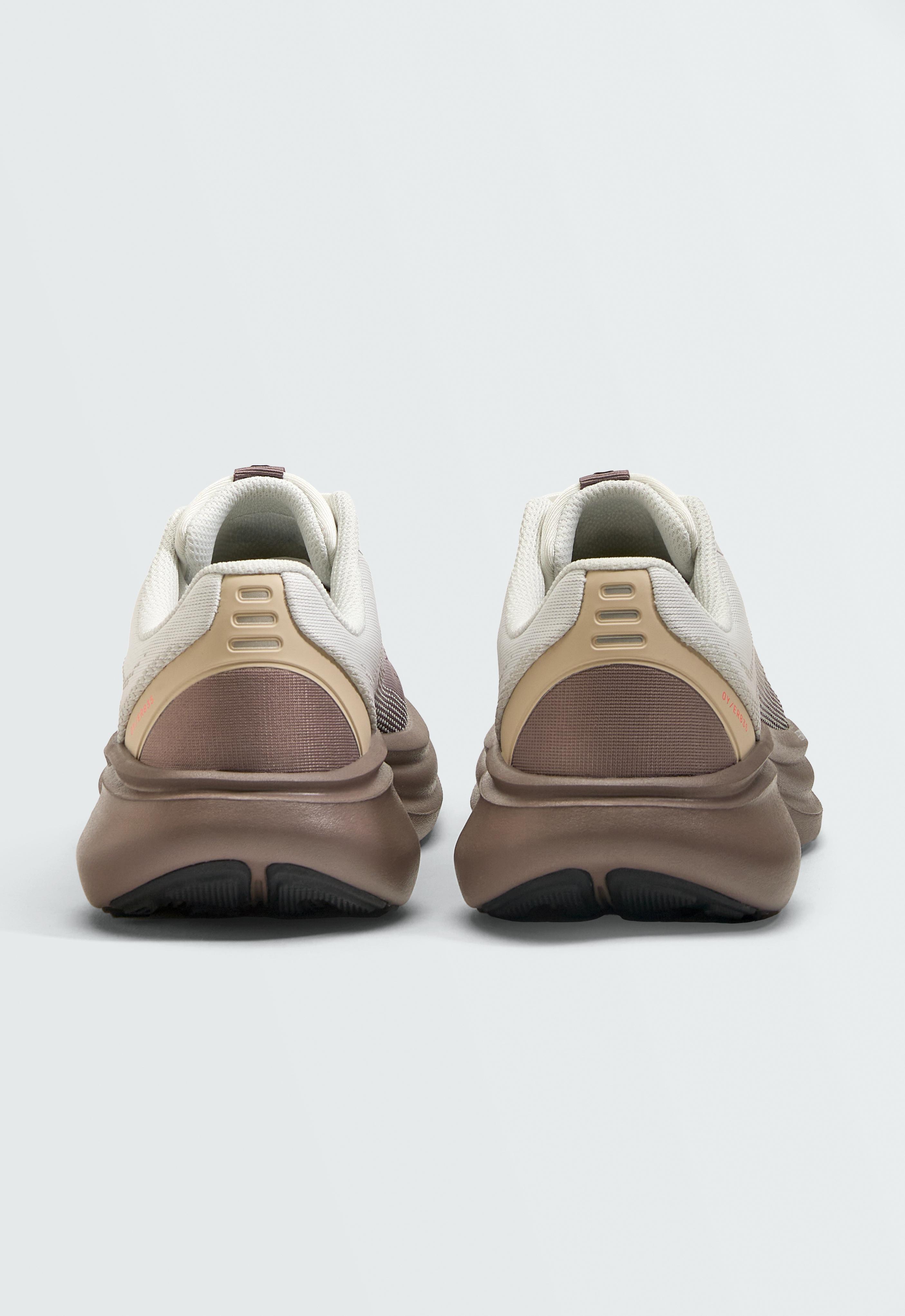 OY/ER 835 Running trainers — PINK