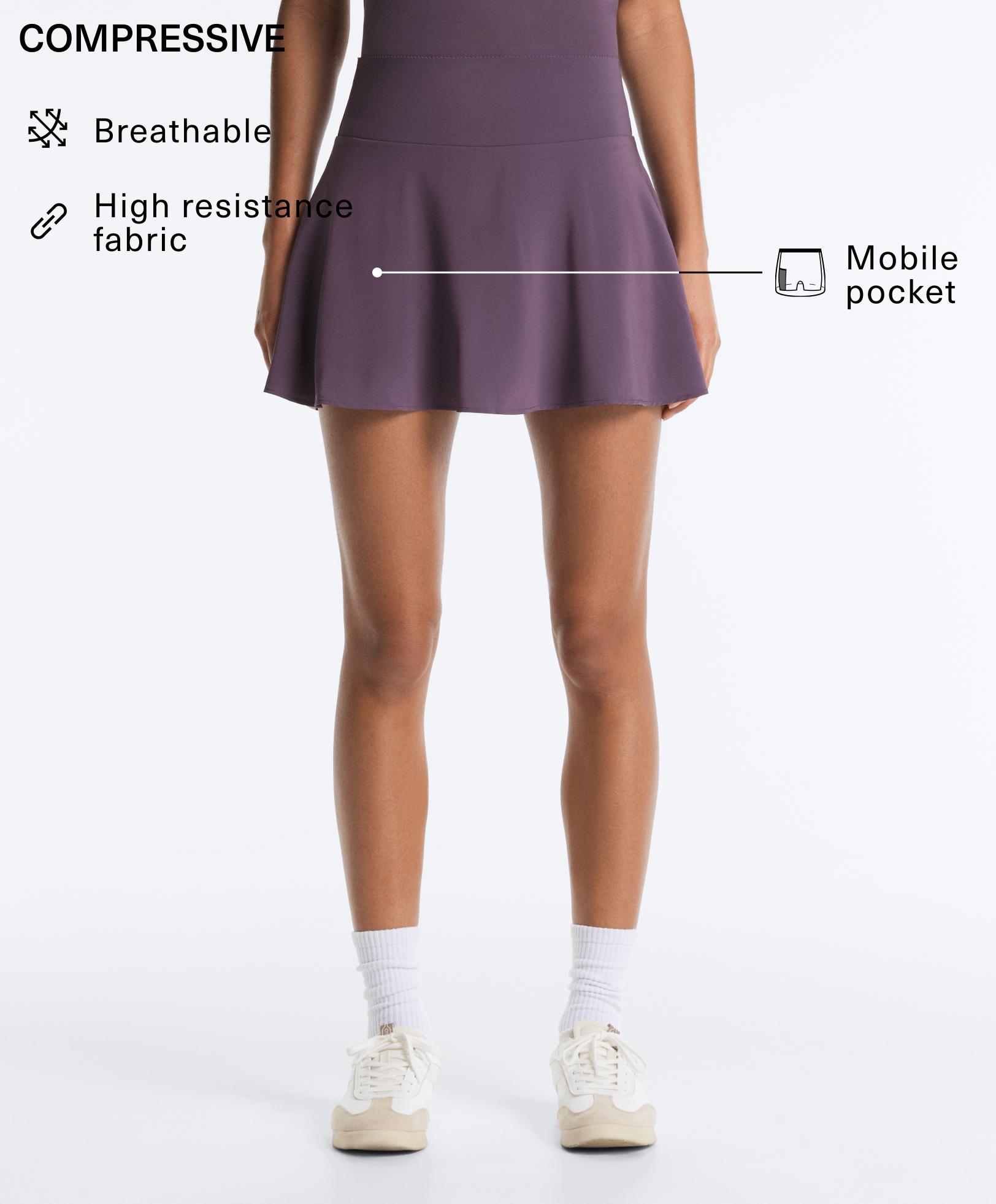 Compressive skirt