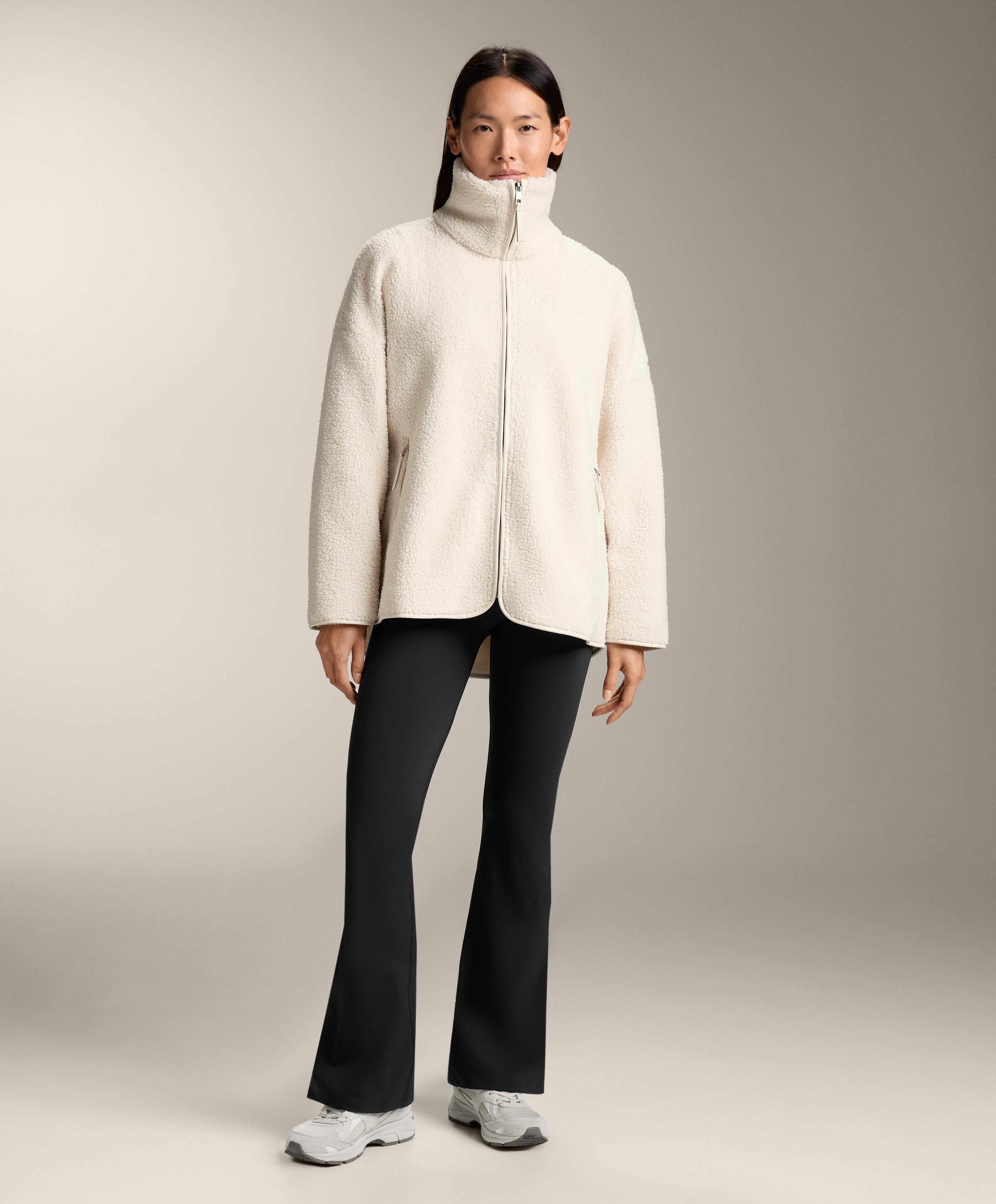 Faux-shearling oversize jacket | OYSHO المملكة العربية السعودية