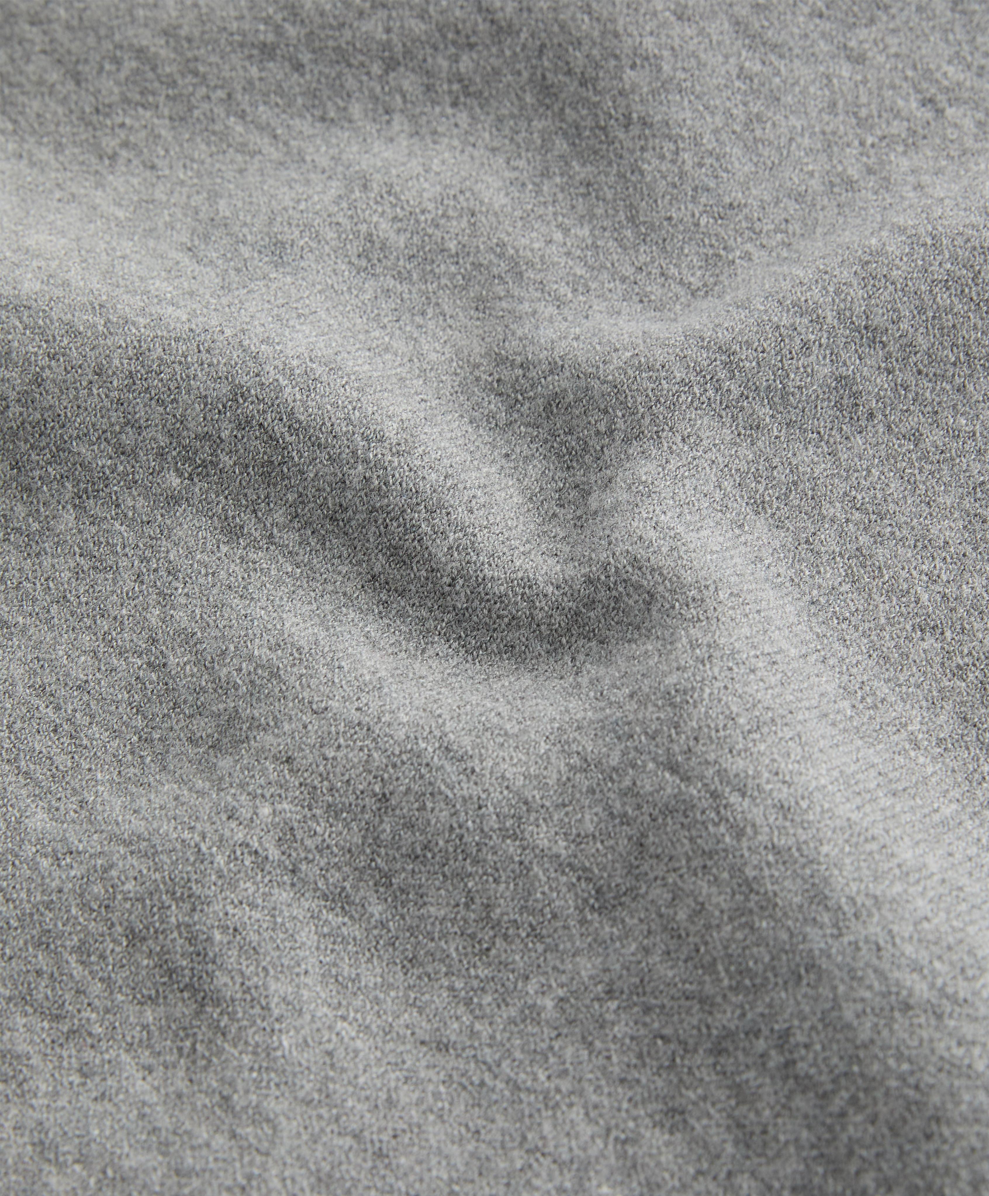 Round neck knit jumper with rib details