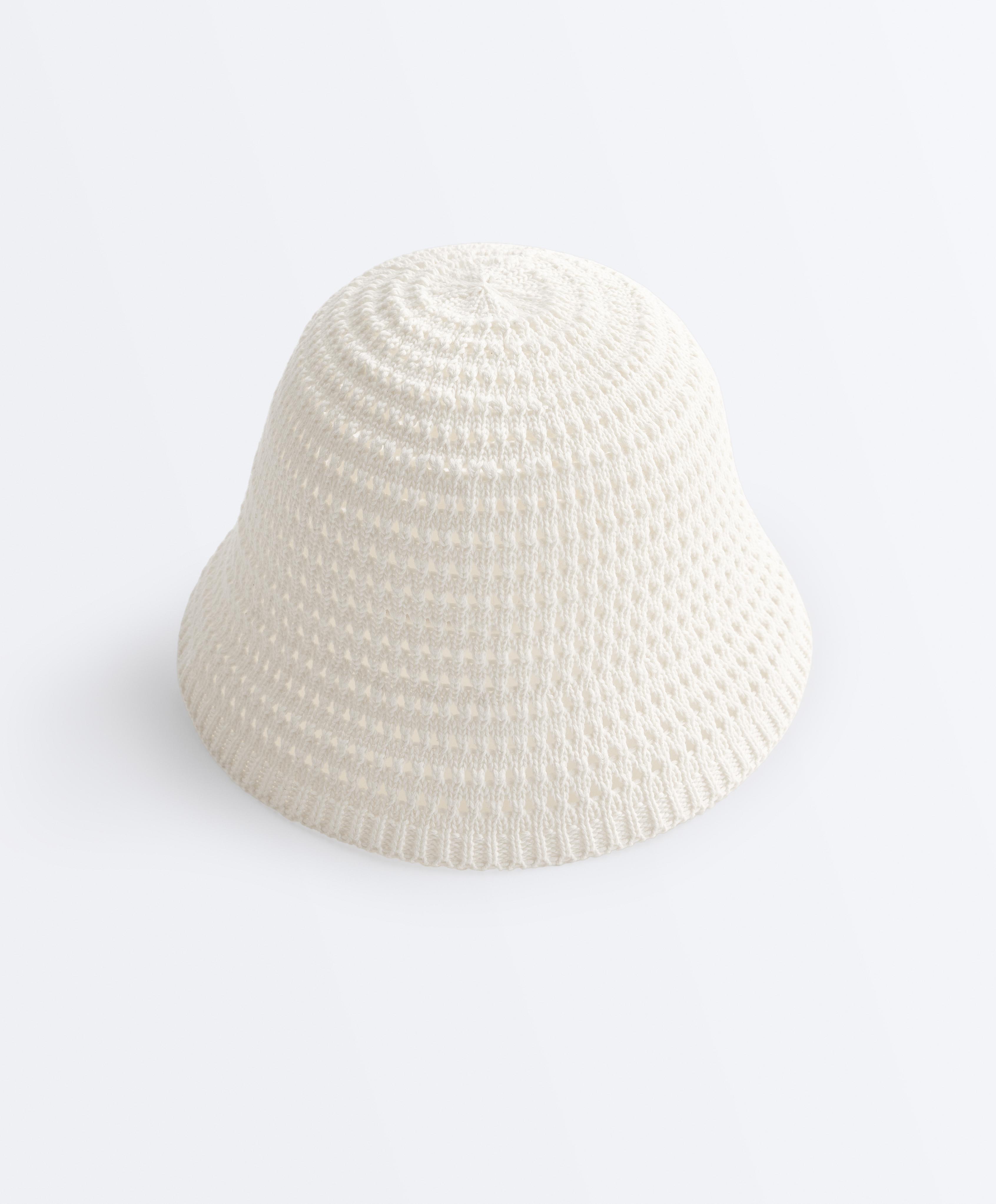 100% cotton crochet bucket hat — PALE BEIGE