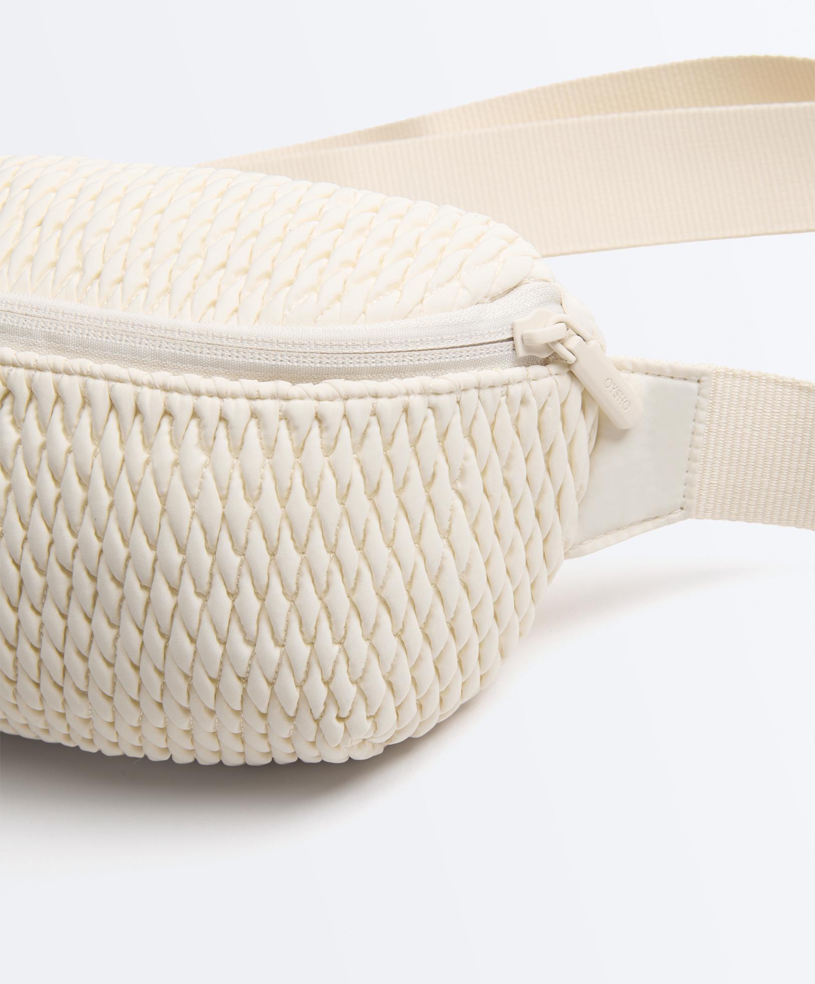 Padded belt bag — CREAM
