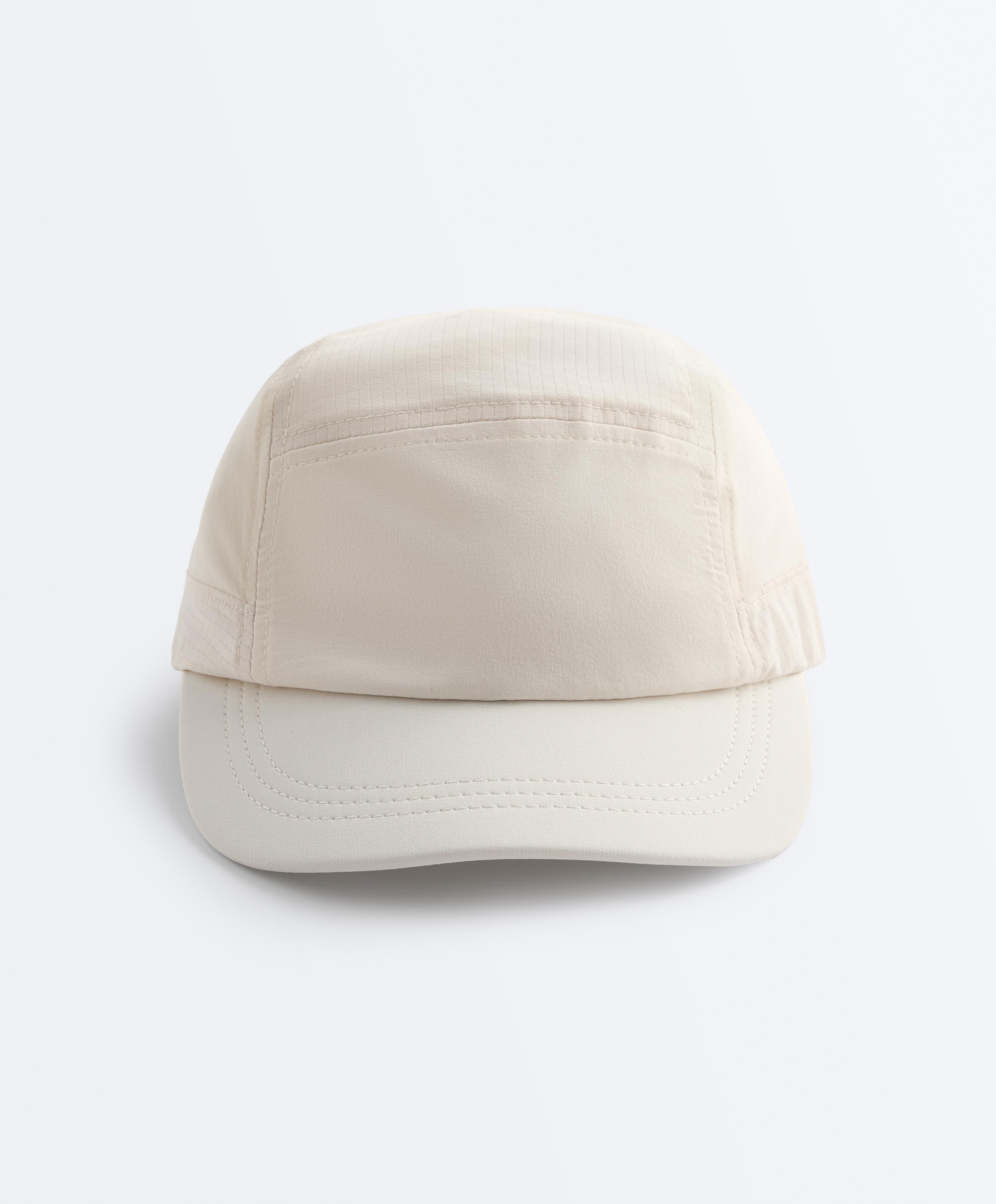 Sports cap — SAND