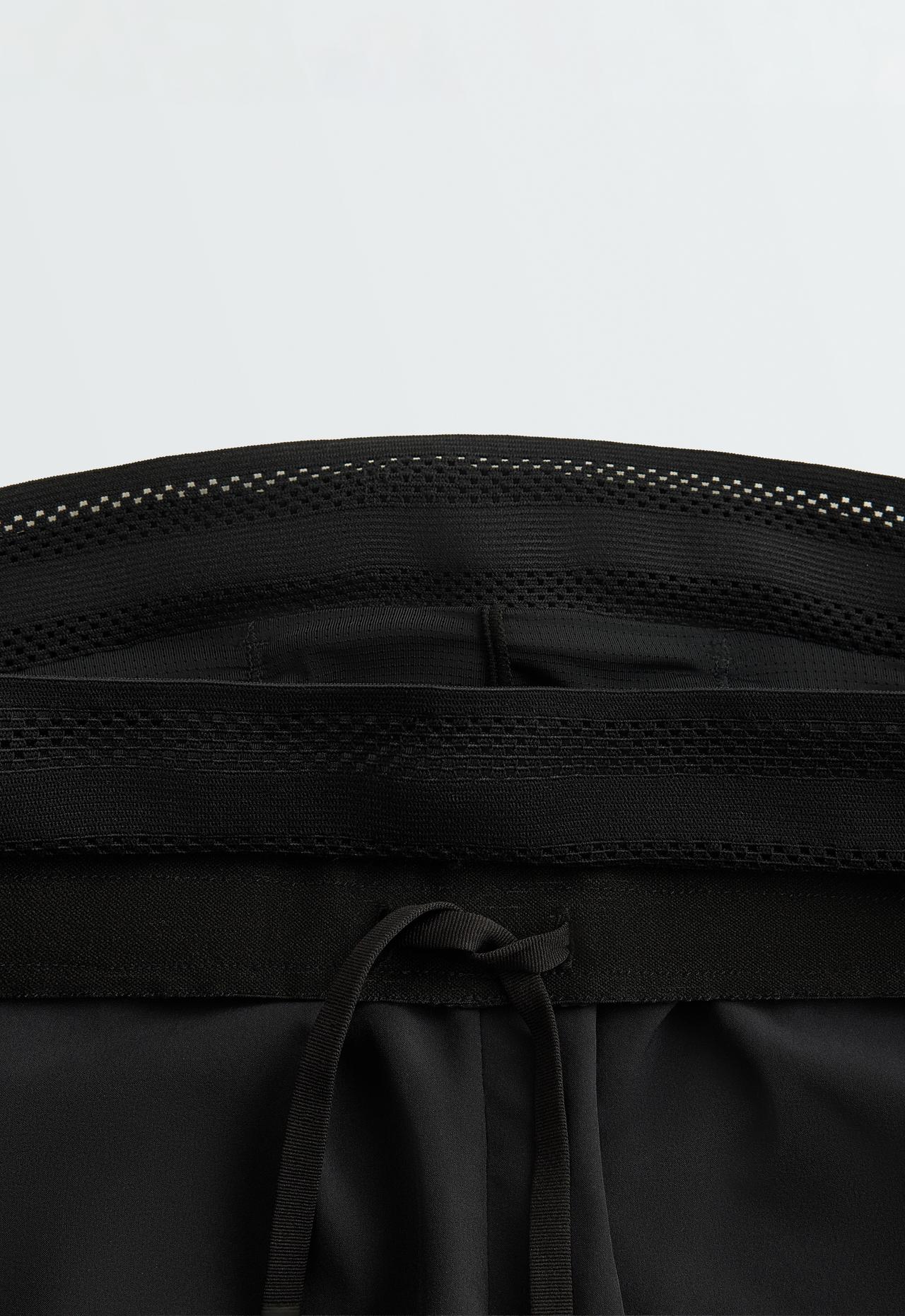 Technical mid rise 2-in-1 shorts — BLACK