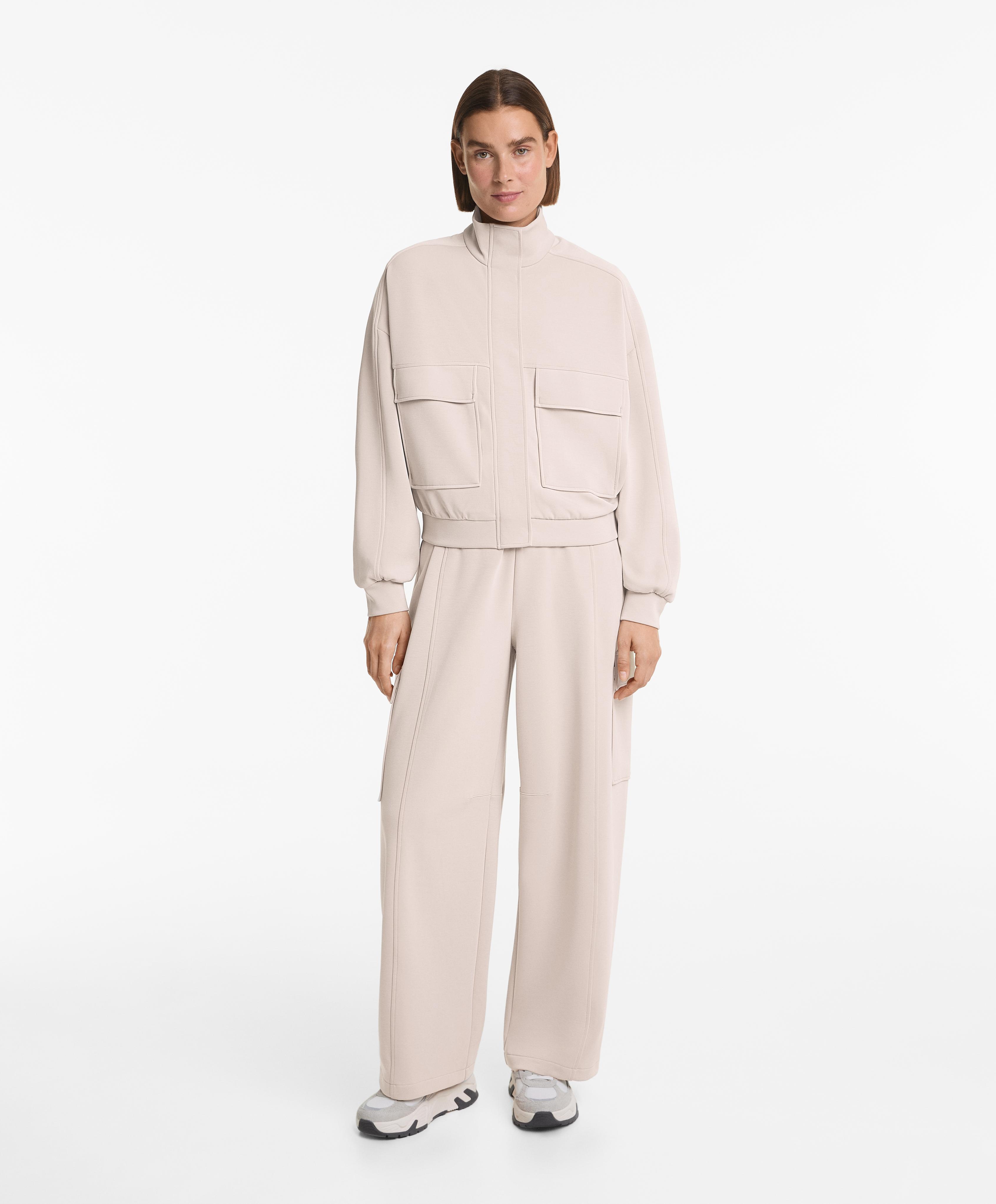 Light taupe barrel tracksuit with brushed modal interior