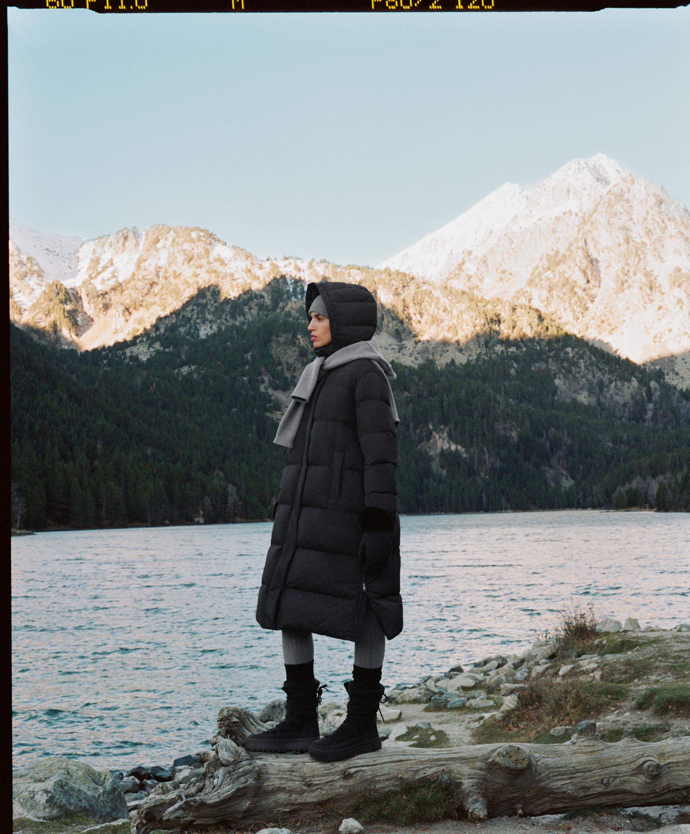 Long 100% down padded jacket — BLACK