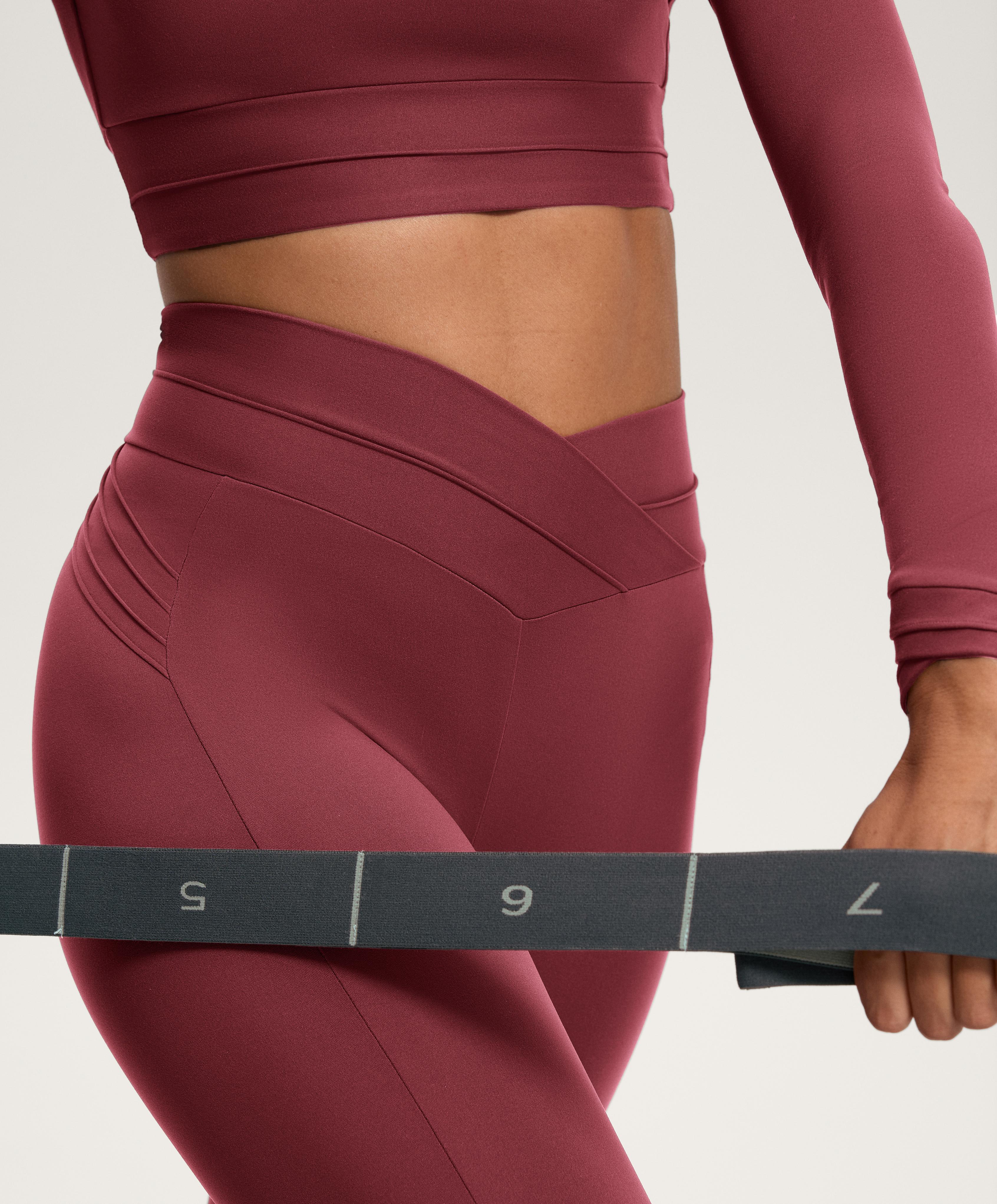 Comfortlux V-waist ankle-length leggings with ribbed detail - Sale