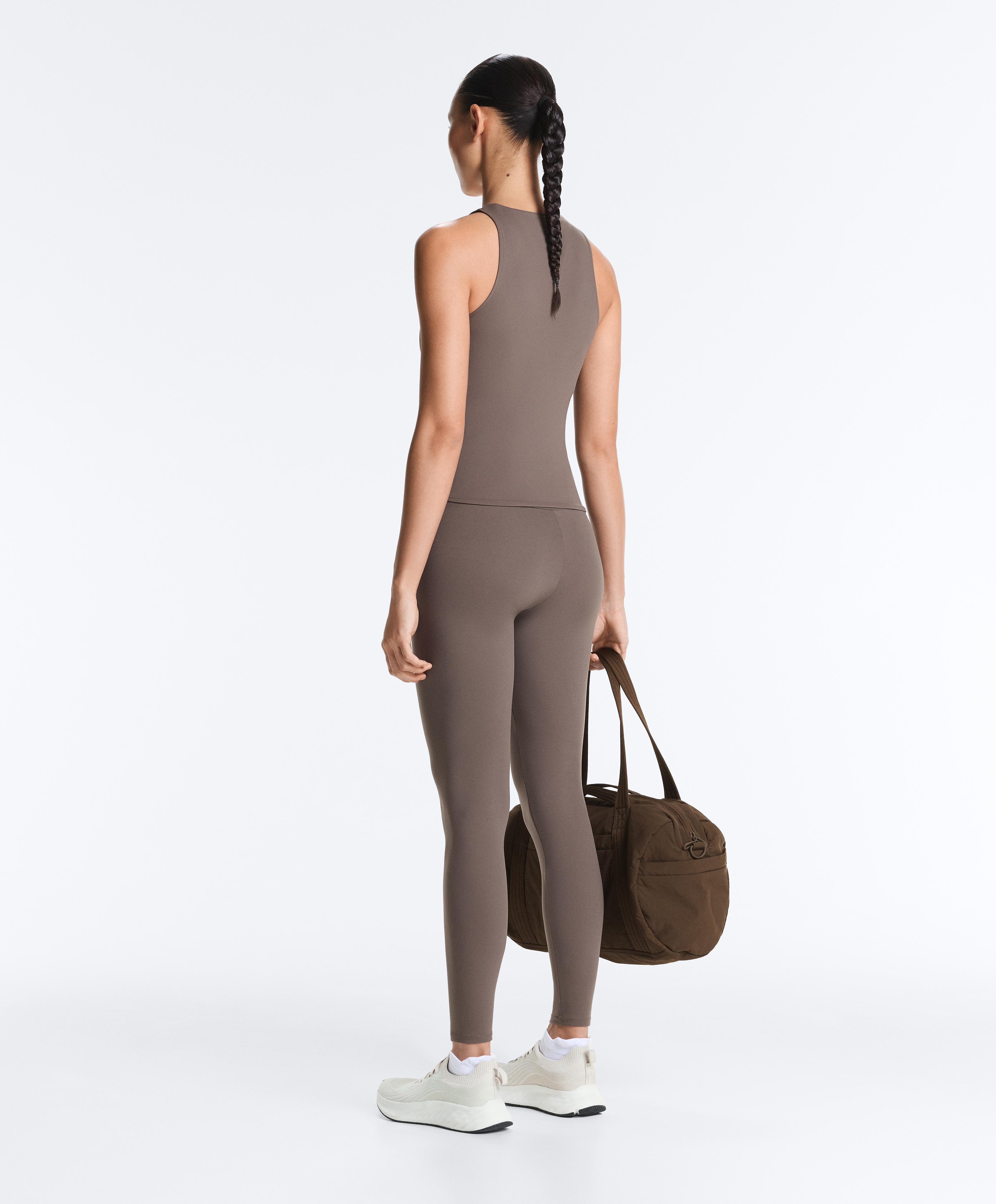 Cross-over sleeveless Comfortlux T-shirt — TAUPE-GREY