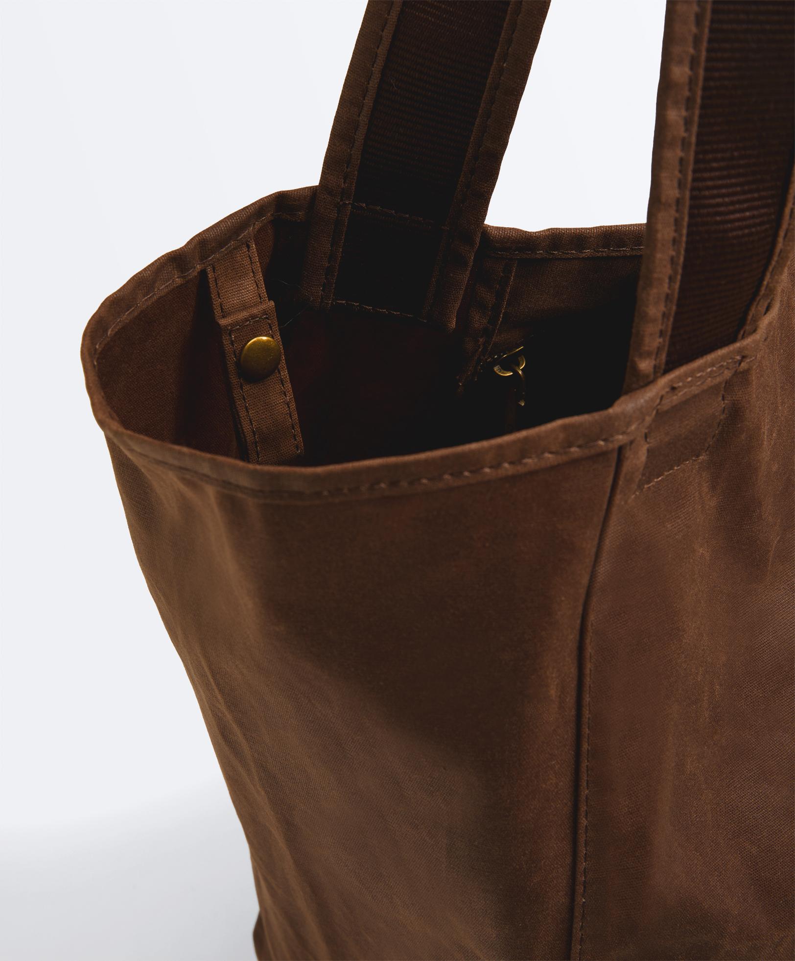 Waxed shopper bag | OYSHO United States