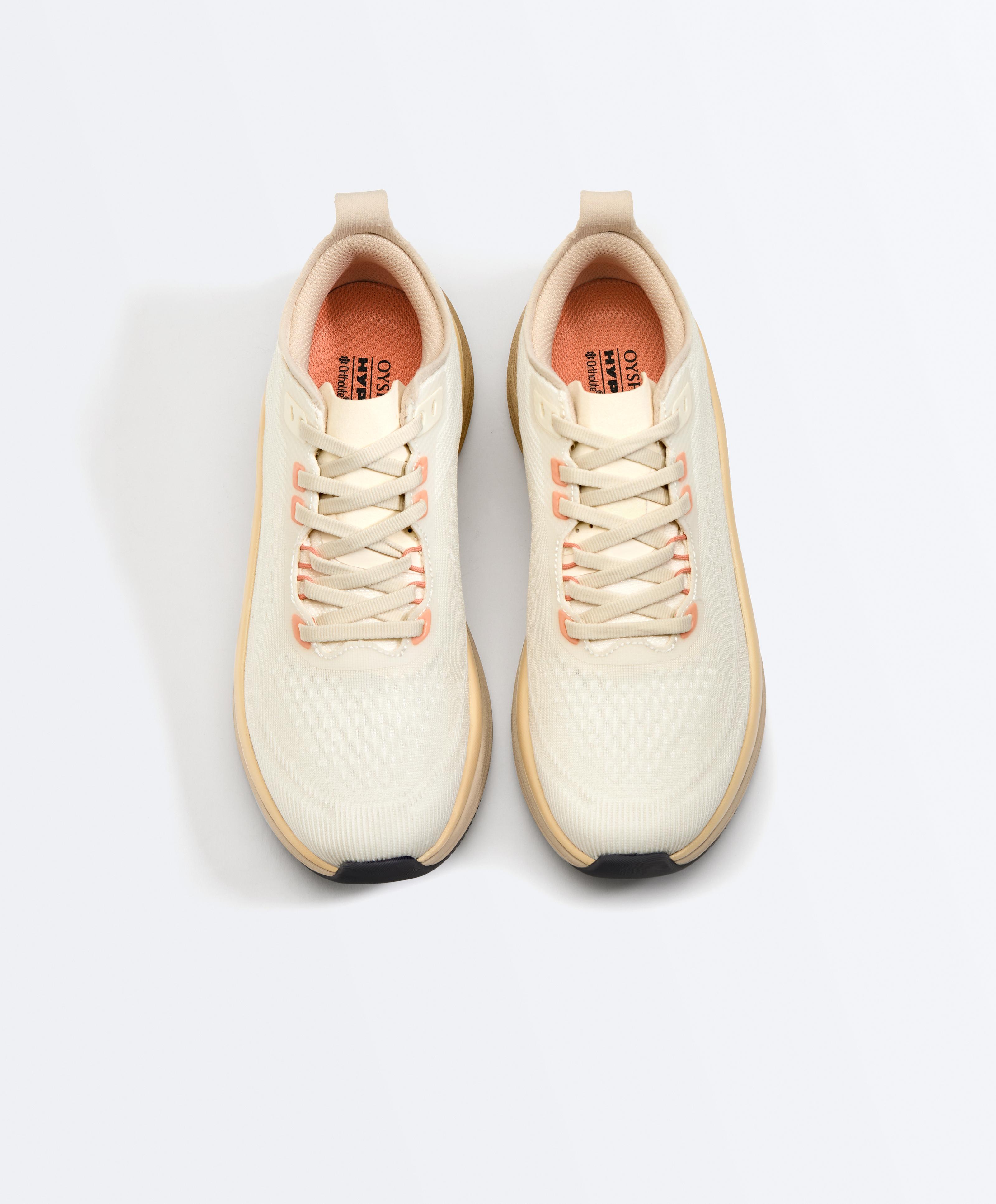 OY/PR 907 Running Trainers — PEACH