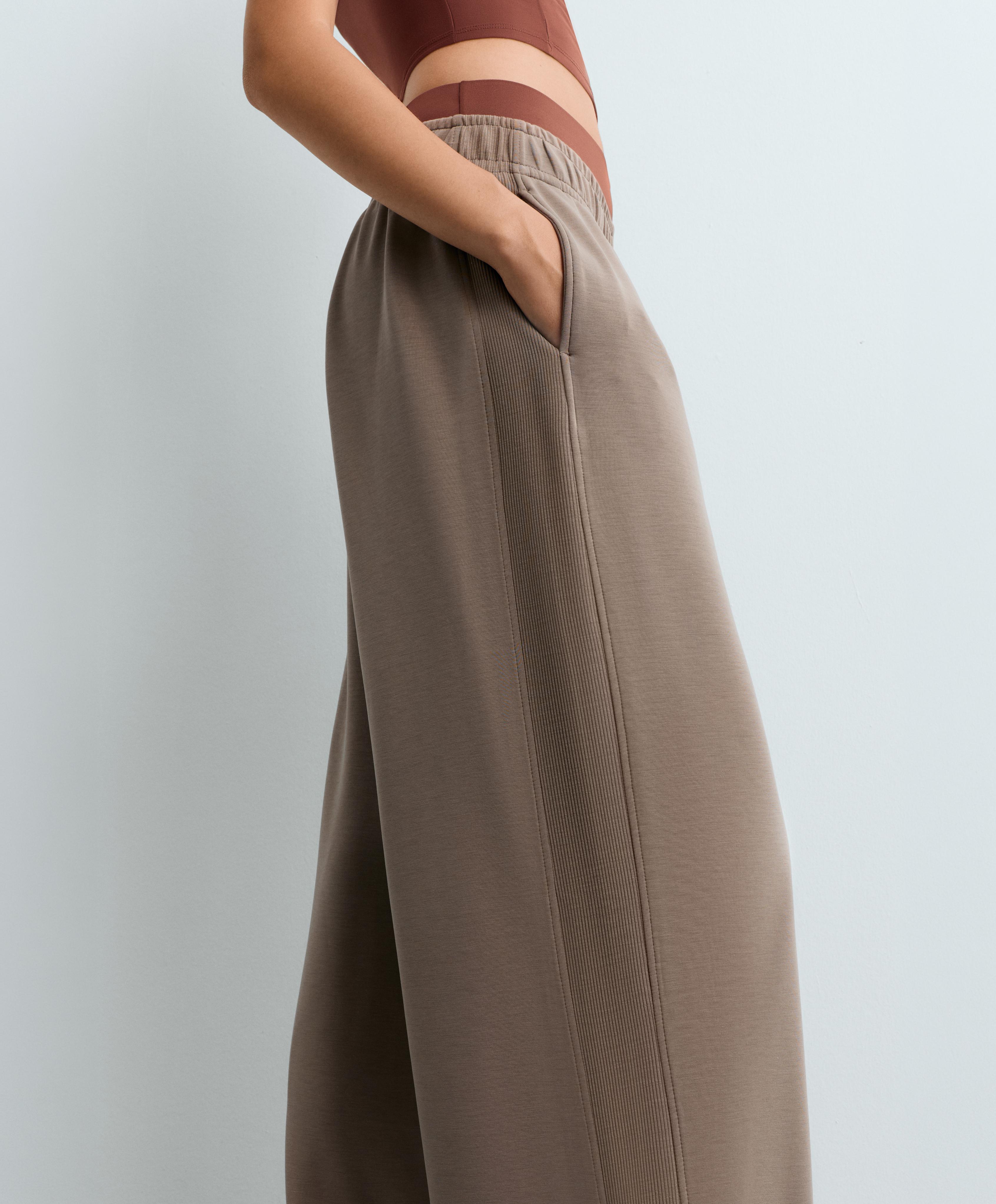 Soft-touch modal wide straight-leg rib trousers — MINK