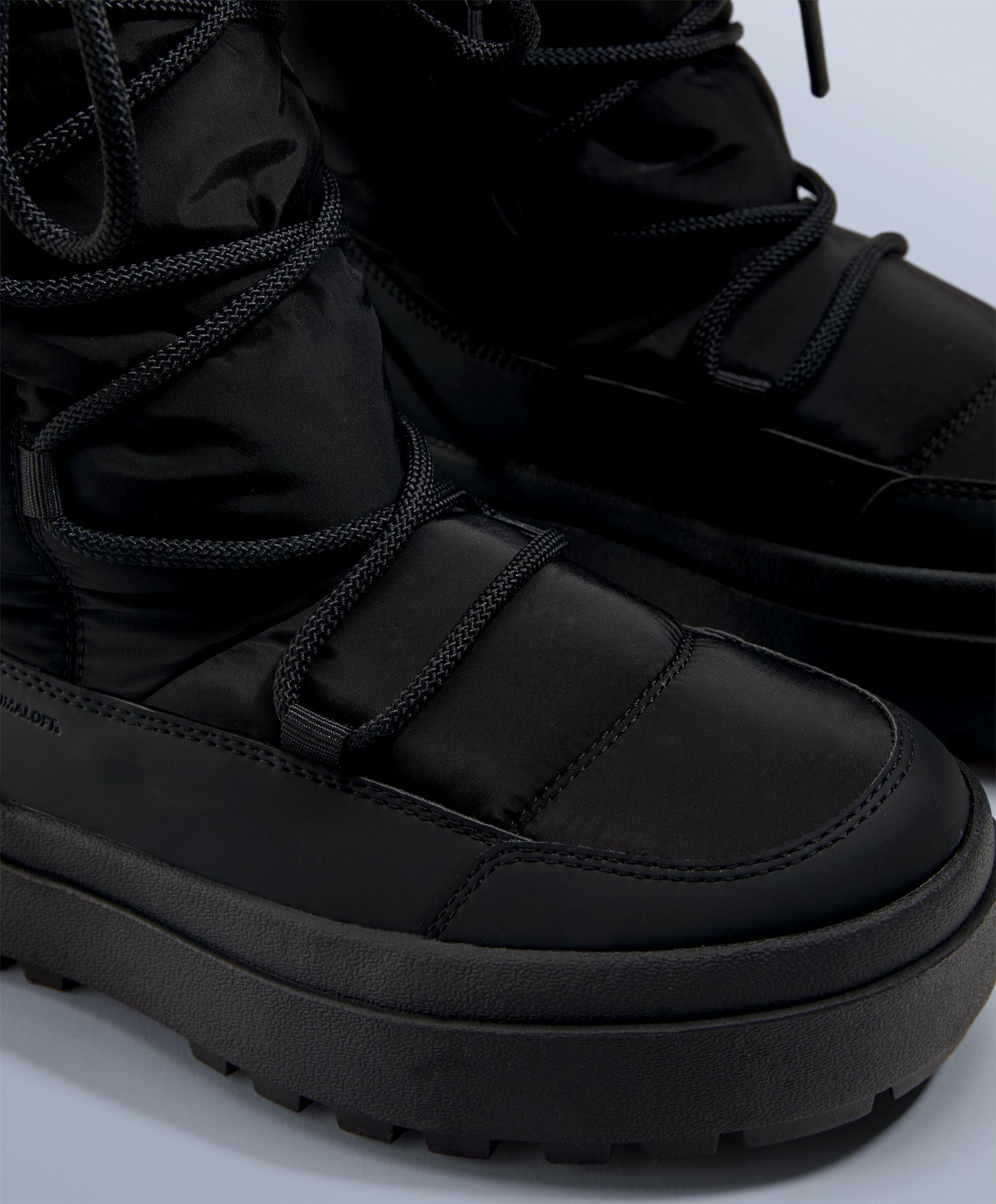 Lace-up après-ski boot with fur collar — BLACK