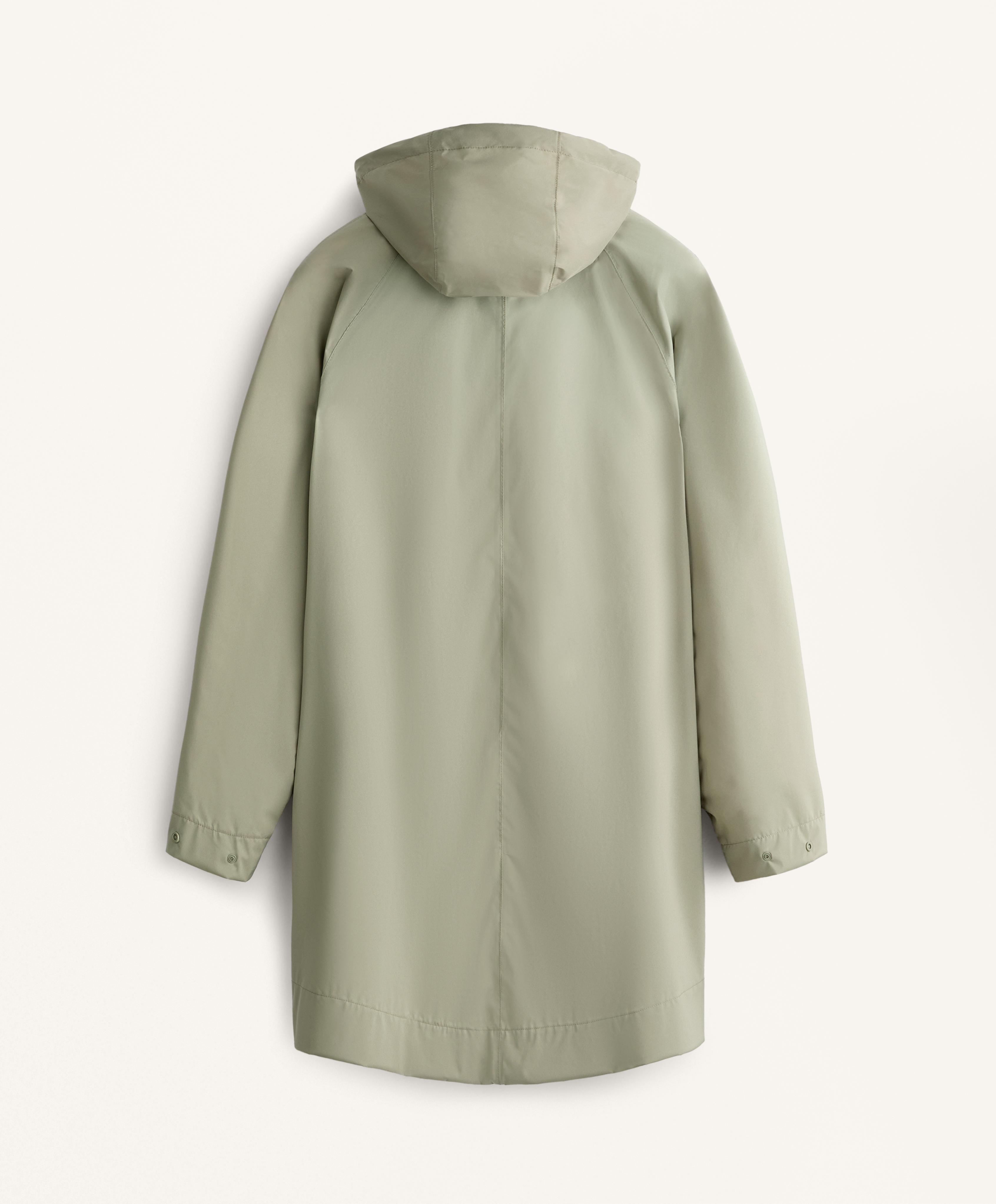 Super extra lightweight 10k packable waterproof jacket | OYSHO