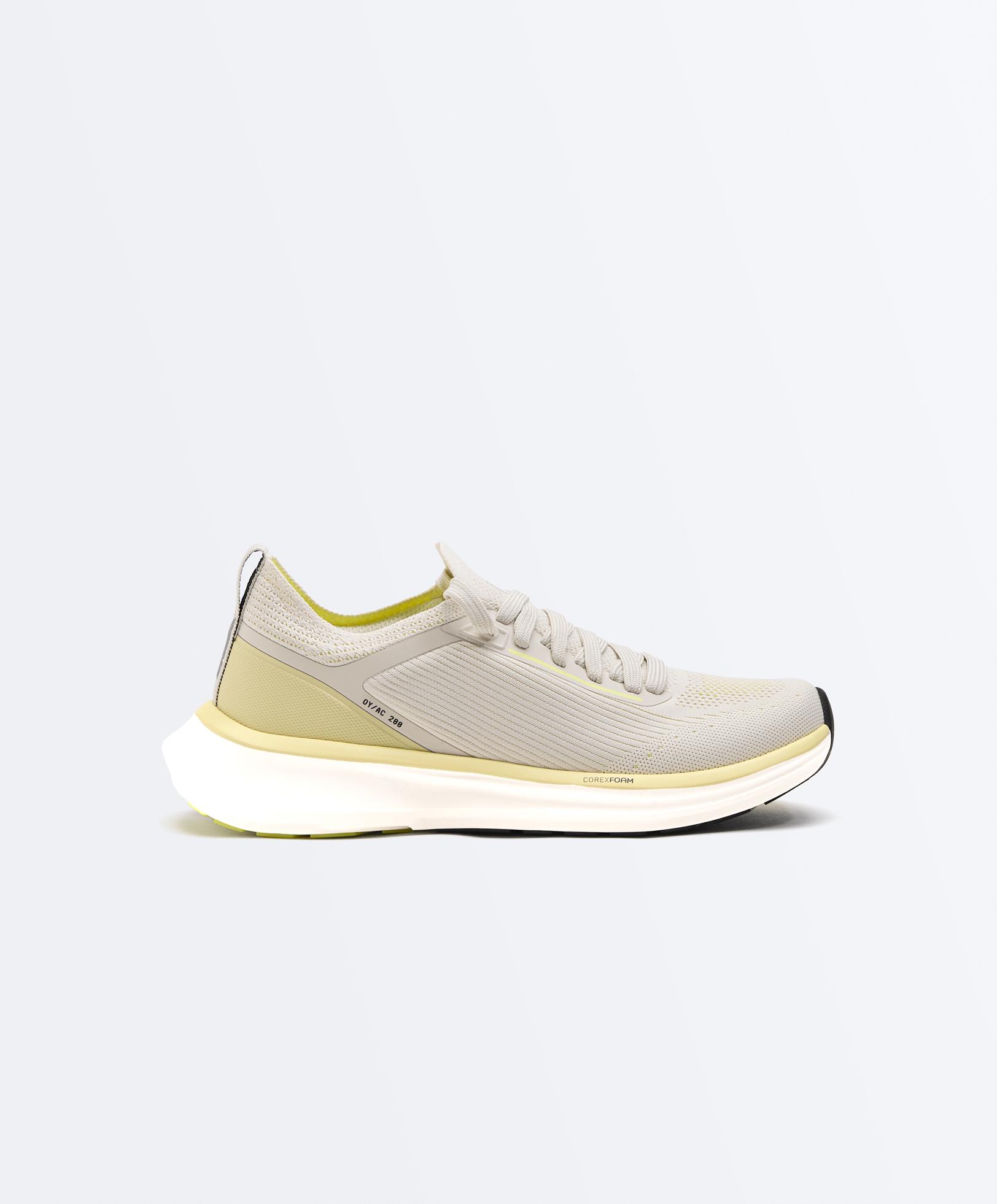 נעלי ספורט רב תכליתיות OY/AC 200 נעלי ספורט רב תכליתיות OY/AC 200