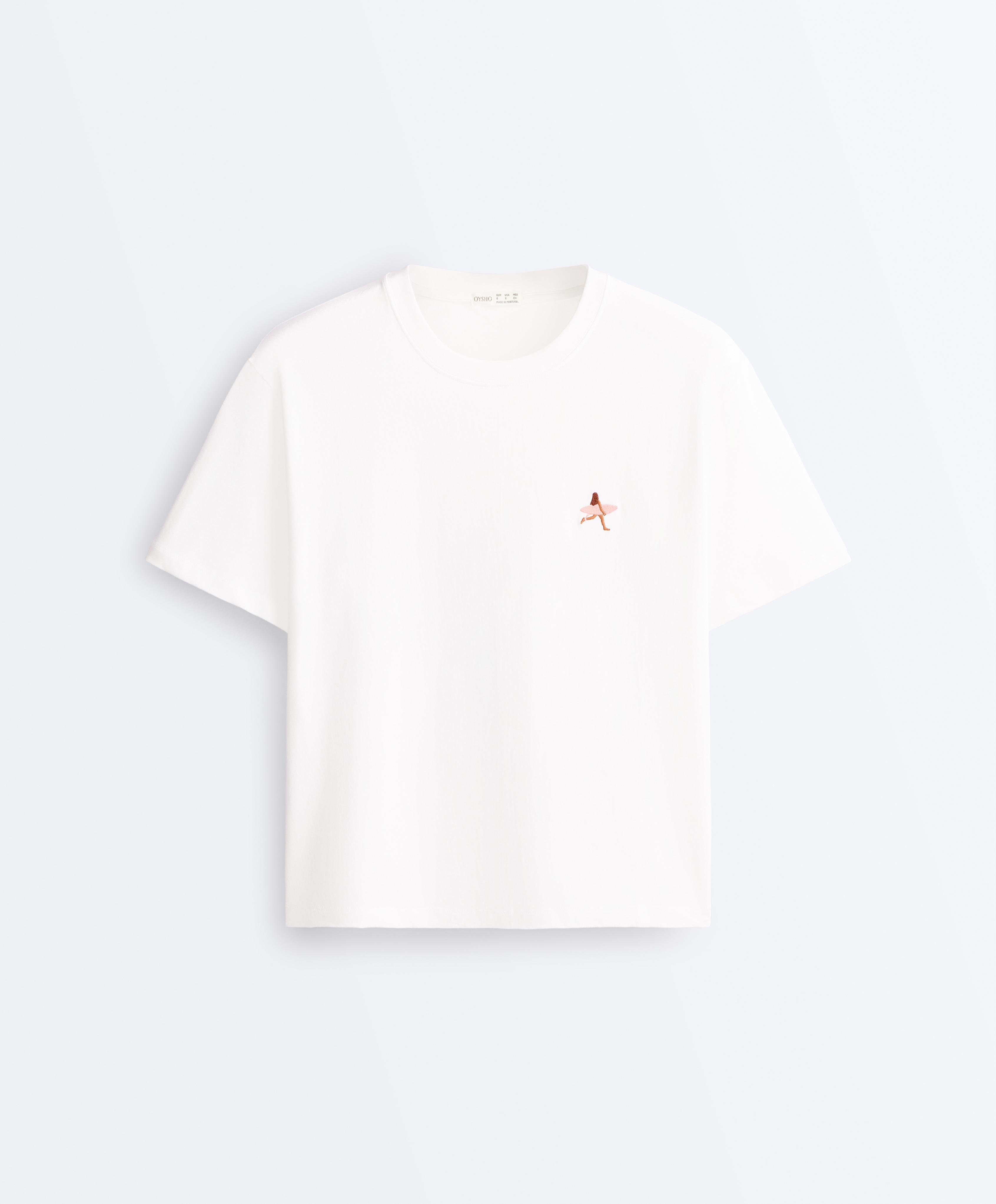 Playera boxy manga corta mezcla algodón bordado Playera boxy manga corta mezcla algodón bordado