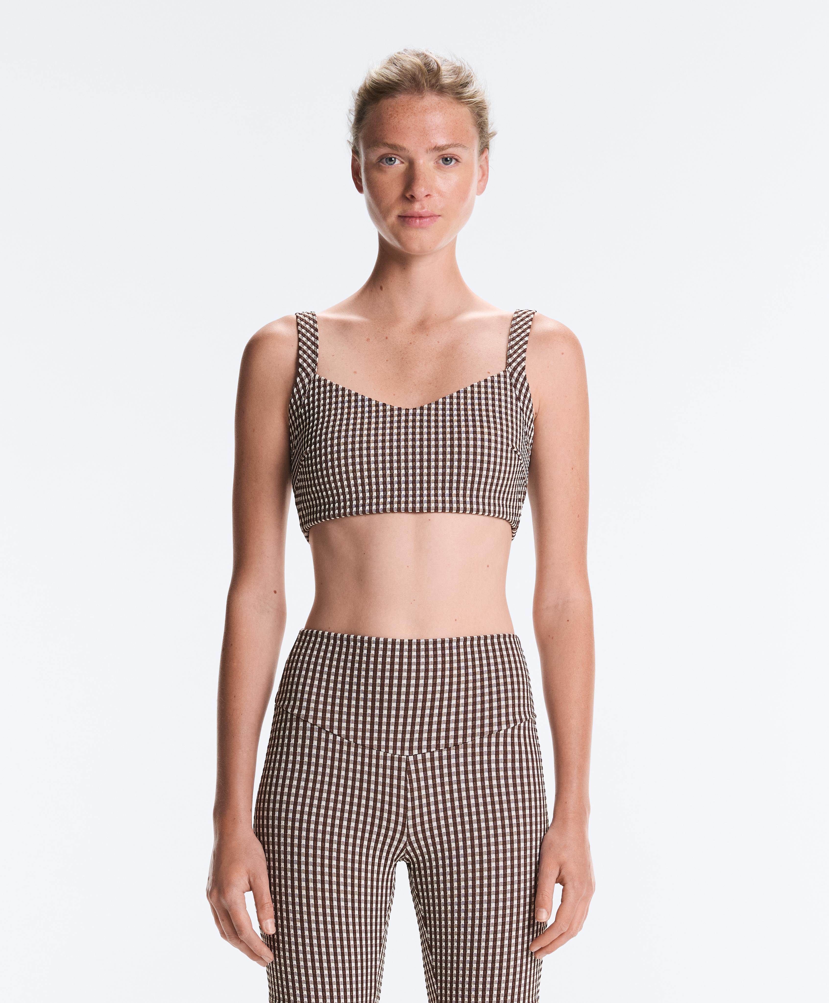 Medium-support gingham sports bra — DARK REDDISH‑BROWN