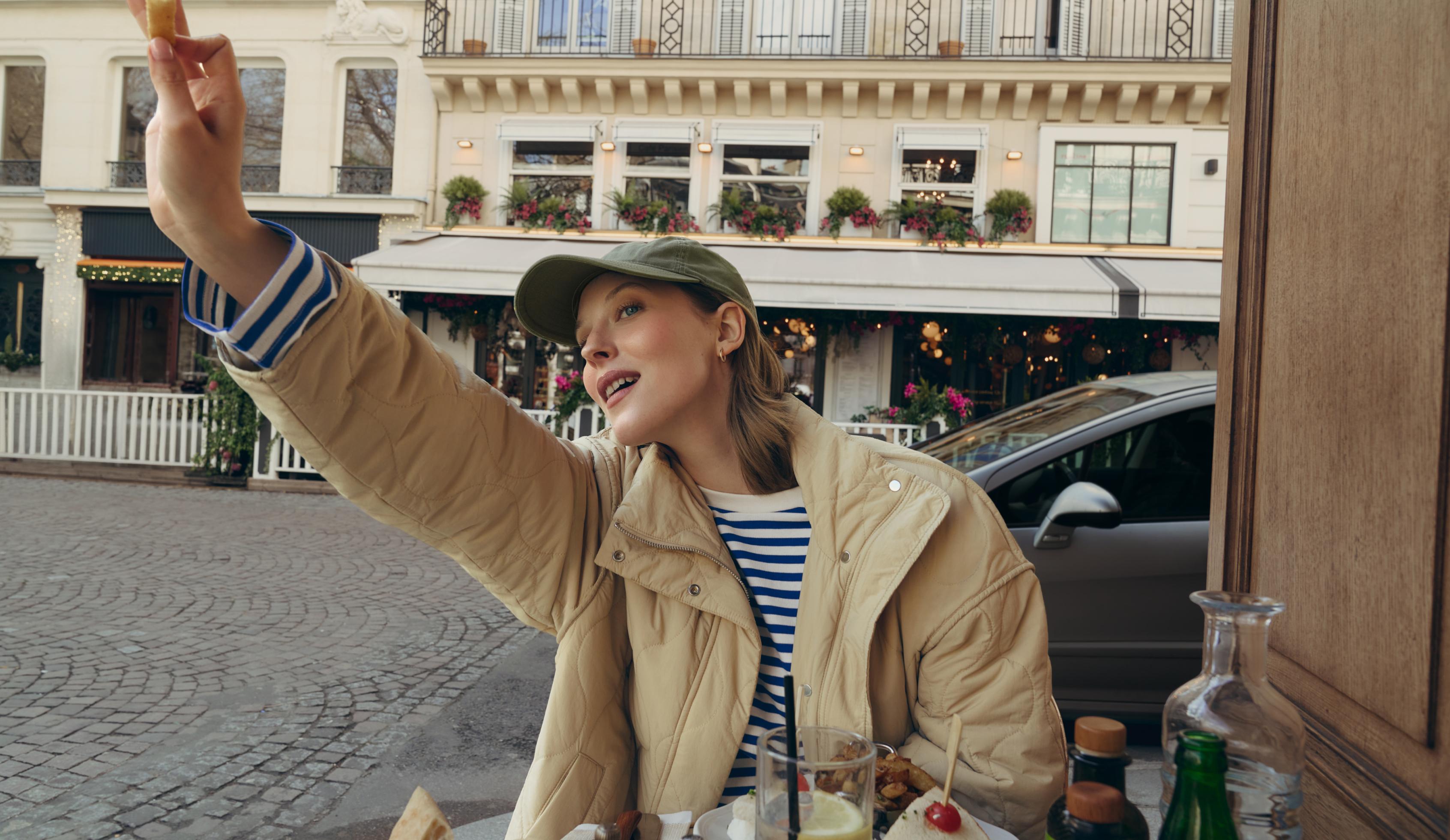 Long extra lightweight 10k waterproof jacket Long extra lightweight 10k waterproof jacket