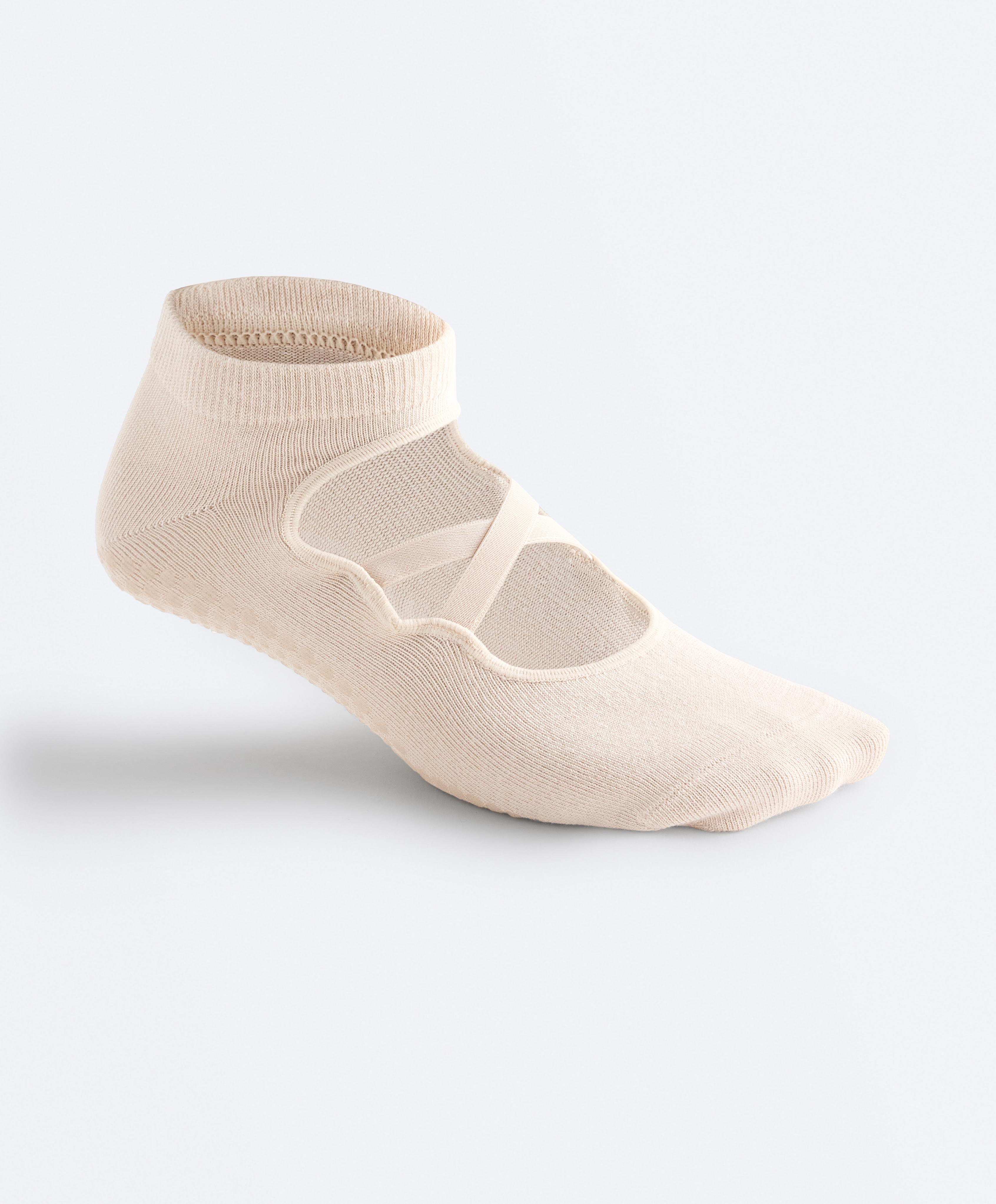 2 pairs of cotton blend yoga and Pilates socks with crossover straps — ECRU