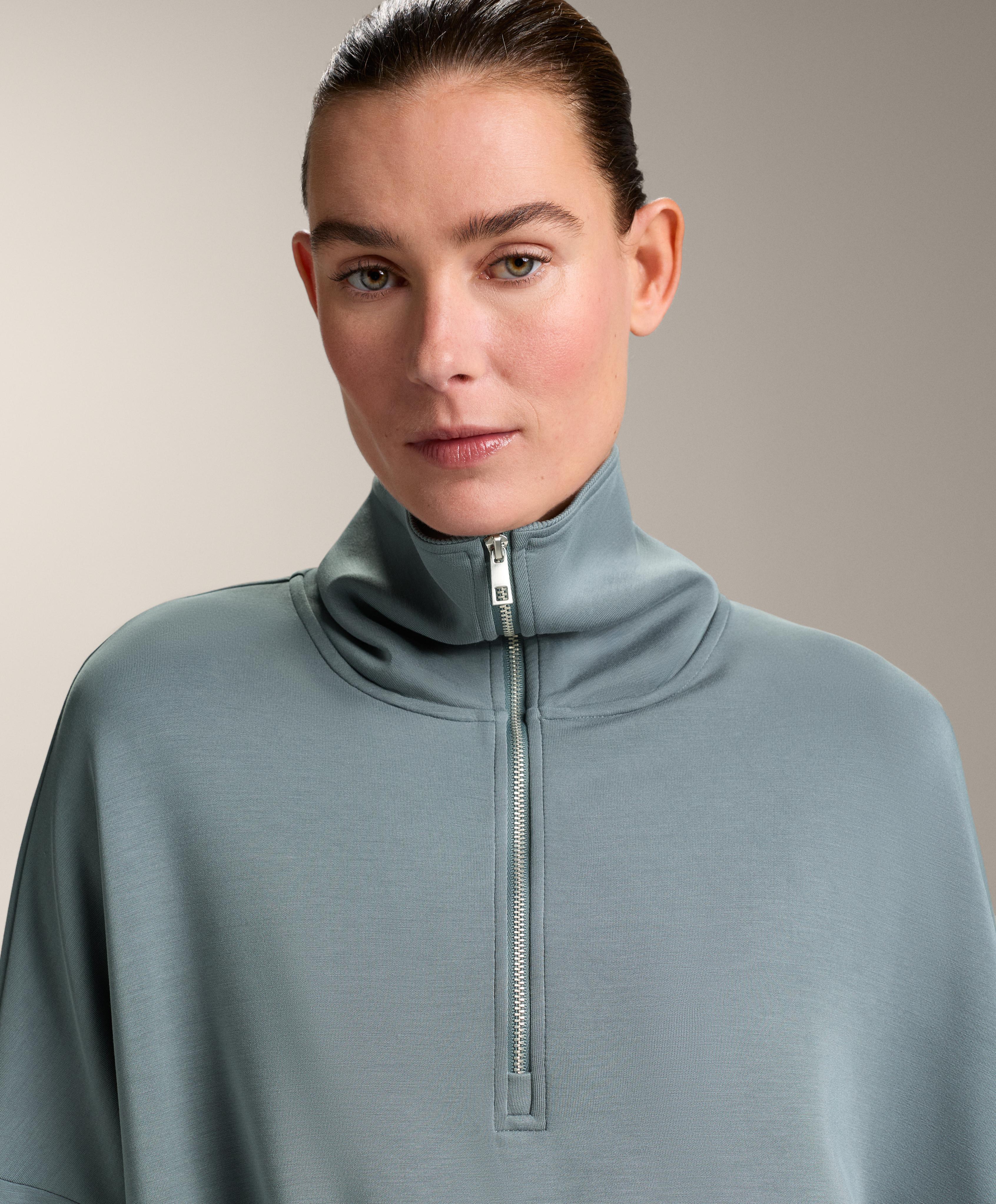 سويت شيرت بنصف سحاب من المودال ناعم الملمس