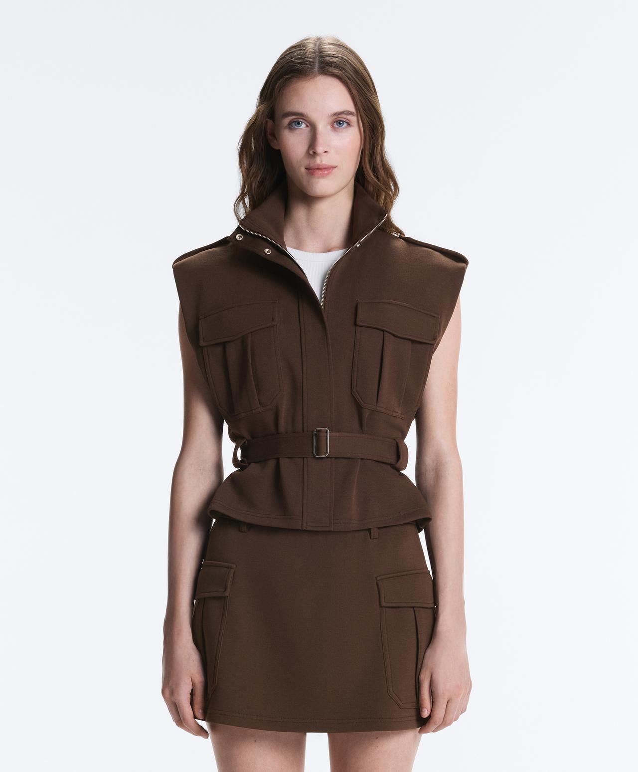 Utility piqué gilet with cotton belt — DARK BROWN