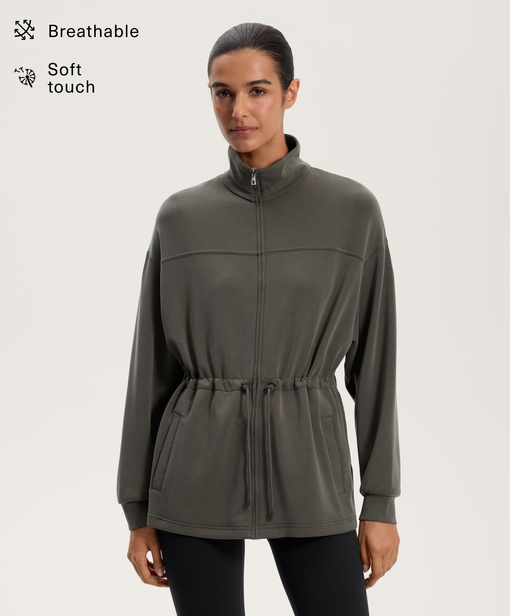 جاكيت طويل بجيوب من المودال ناعم الملمس جاكيت طويل بجيوب من المودال ناعم الملمس