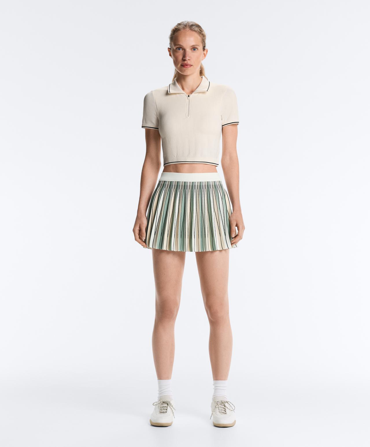 Short-sleeved seamless contrast polo shirt — PALE ECRU