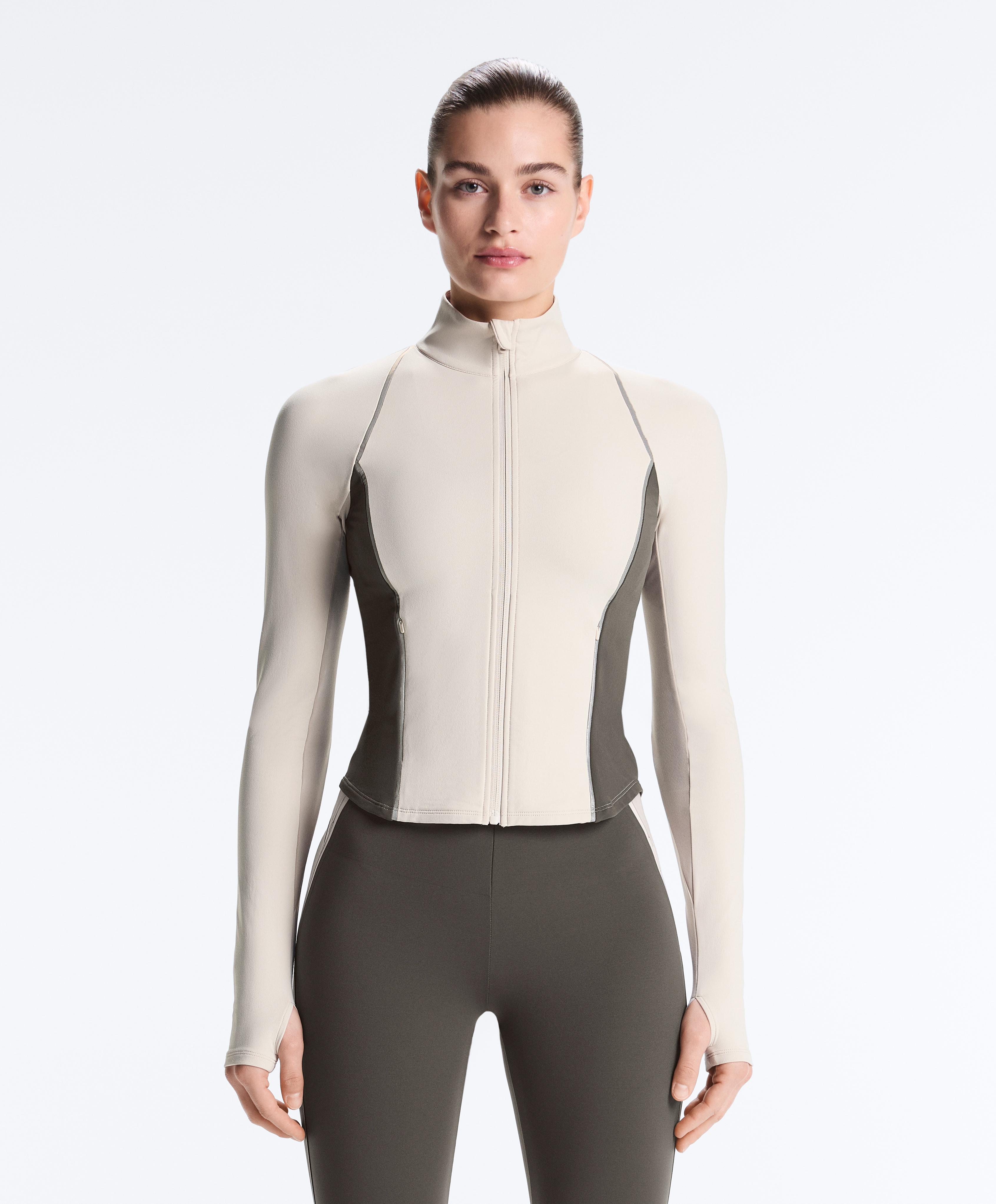 Light warm reflective technical jacket — SAND