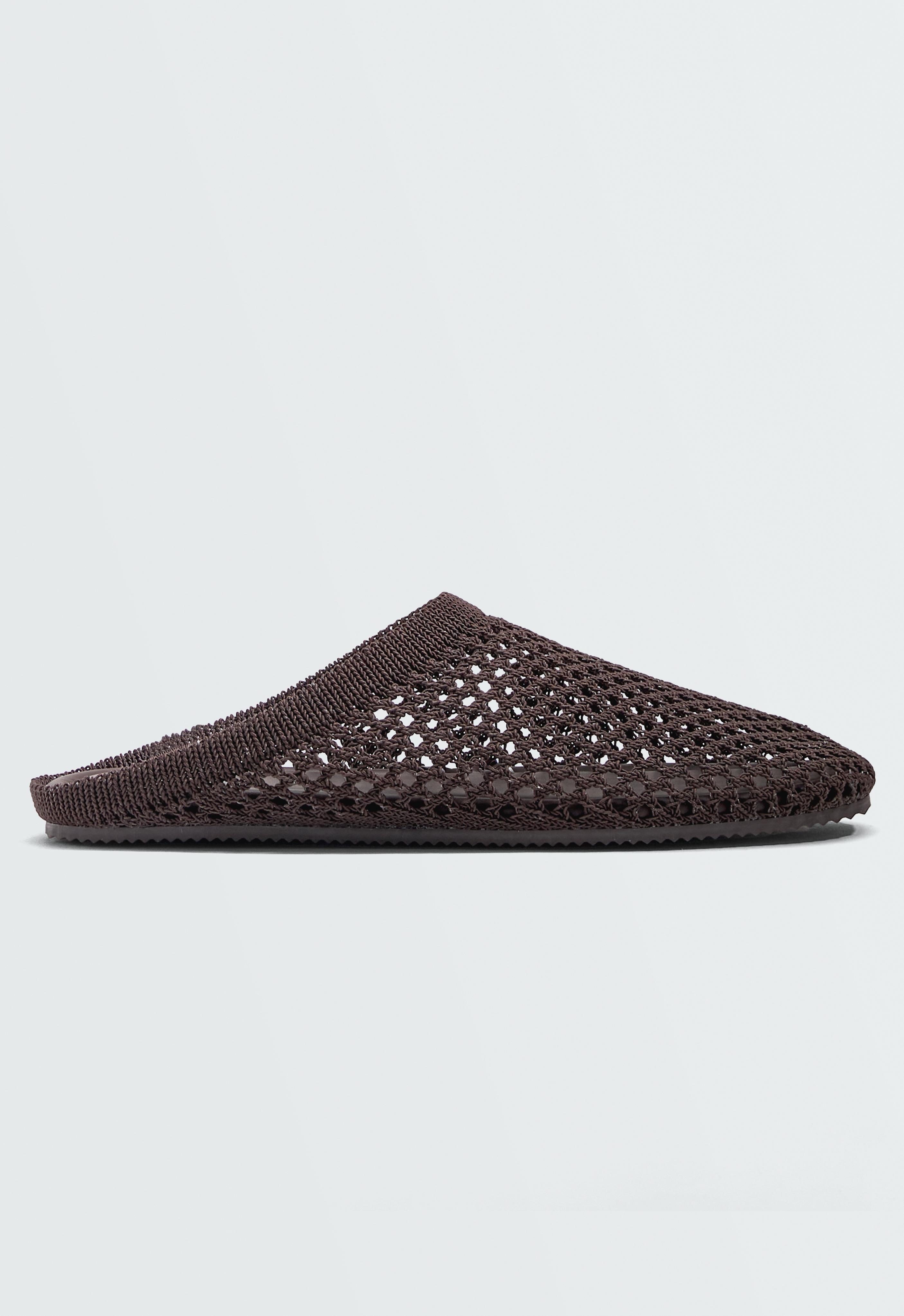 Crochet open-back clogs — BROWN