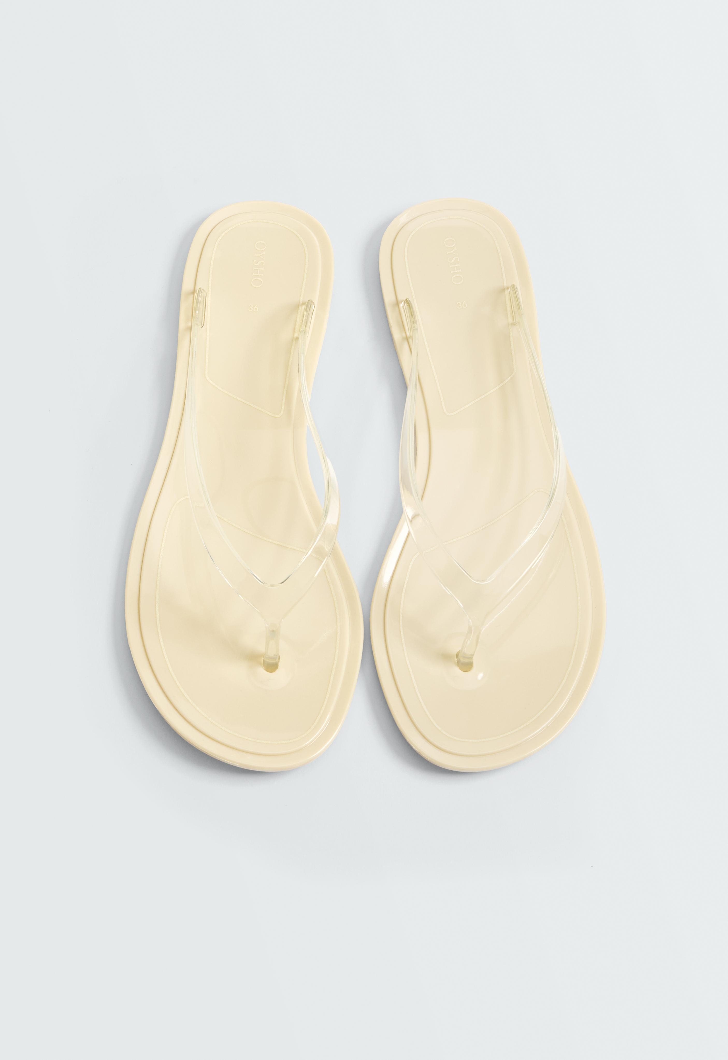 Translucent effect beachwear flip flops Translucent effect beachwear flip flops