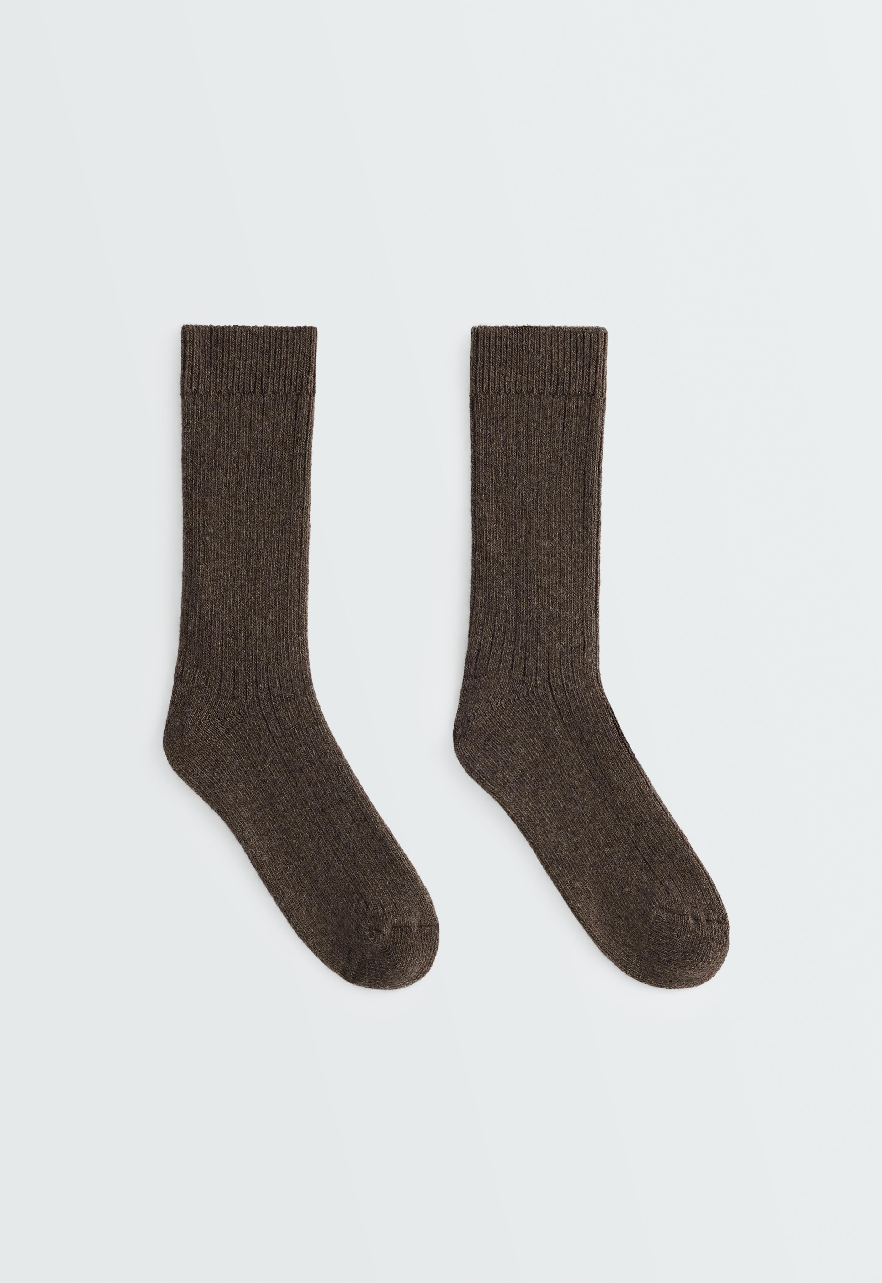 Classic socks in 18% cashmere 8% wool — CHOCOLATE