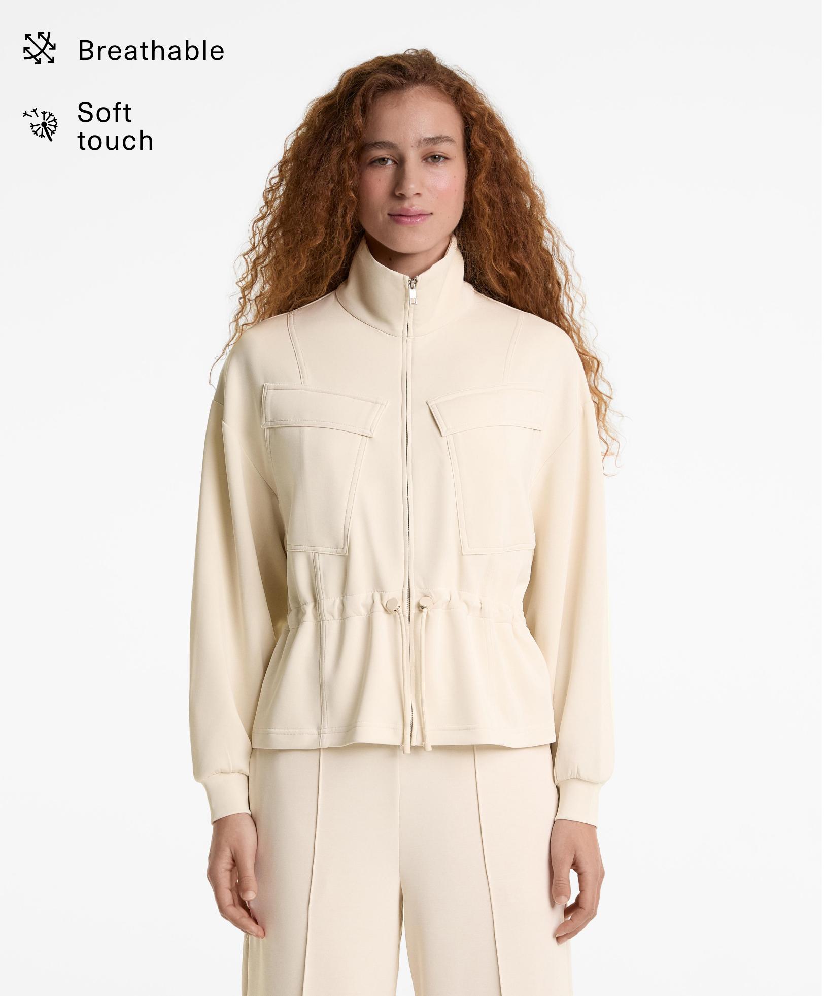 Chaqueta bolsillos Soft Touch con modal