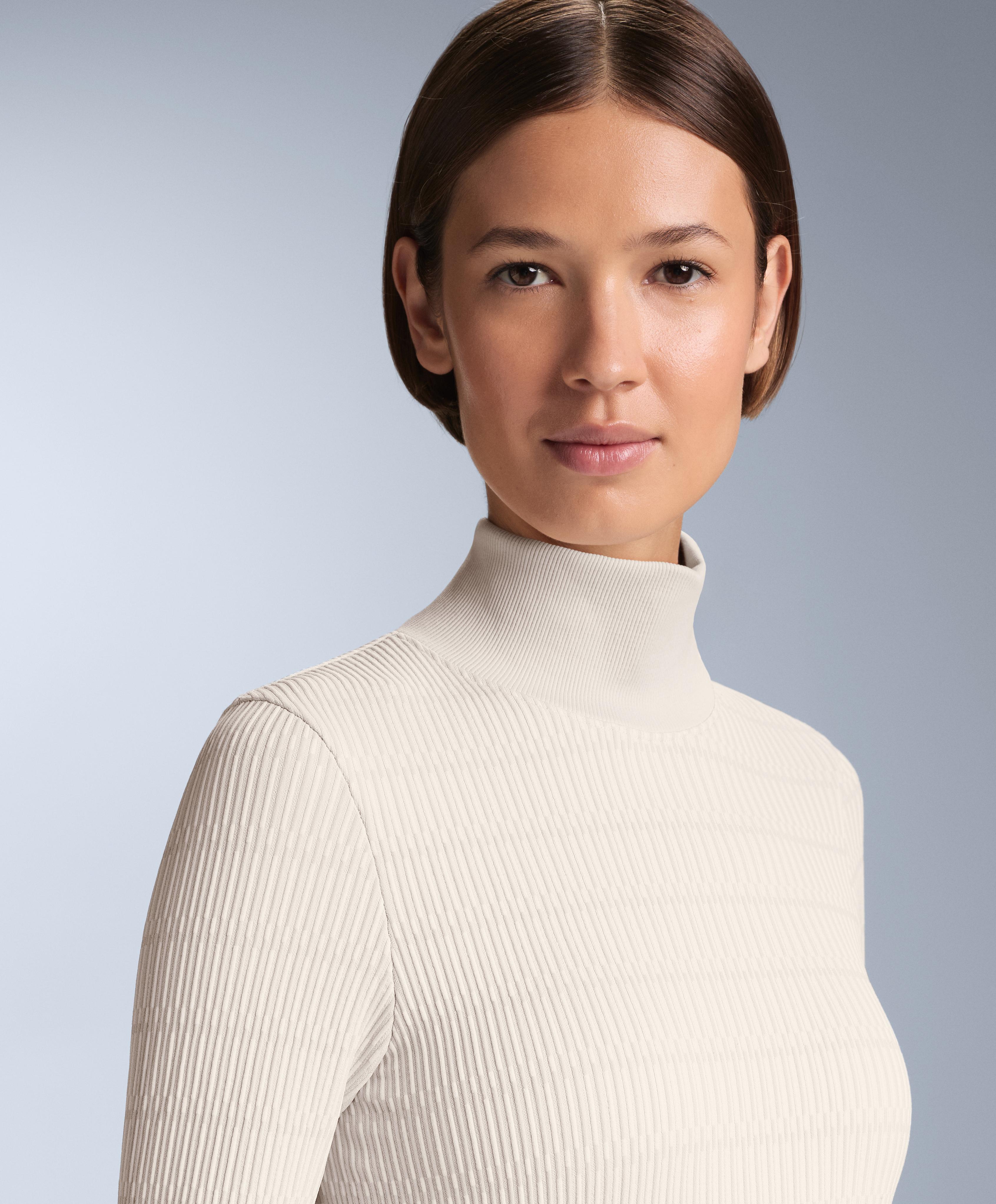 Geometric seamless thermal base layer T-shirt — PALE MINK