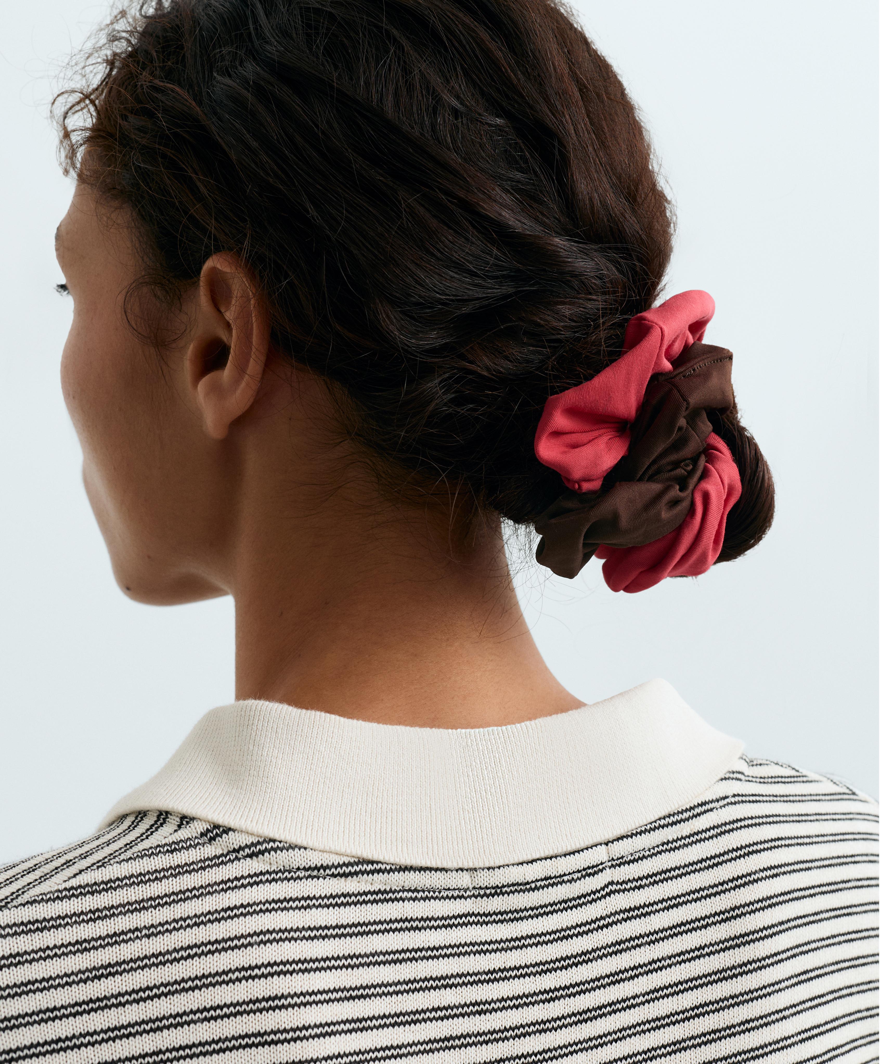 2 large hair scrunchies — WASHED RED