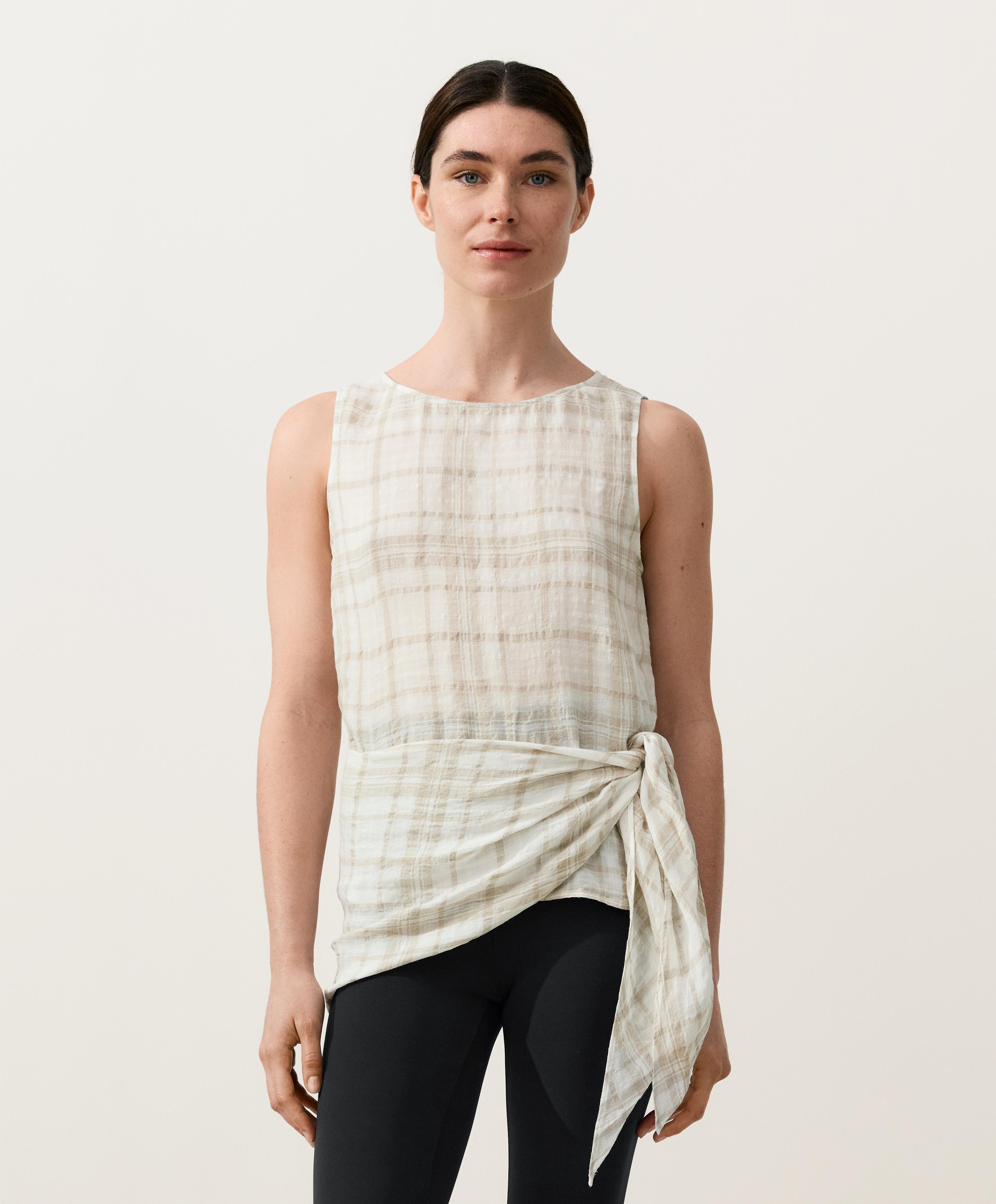 Top sin mangas con pañuelo 100% lino Top sin mangas con pañuelo 100% lino