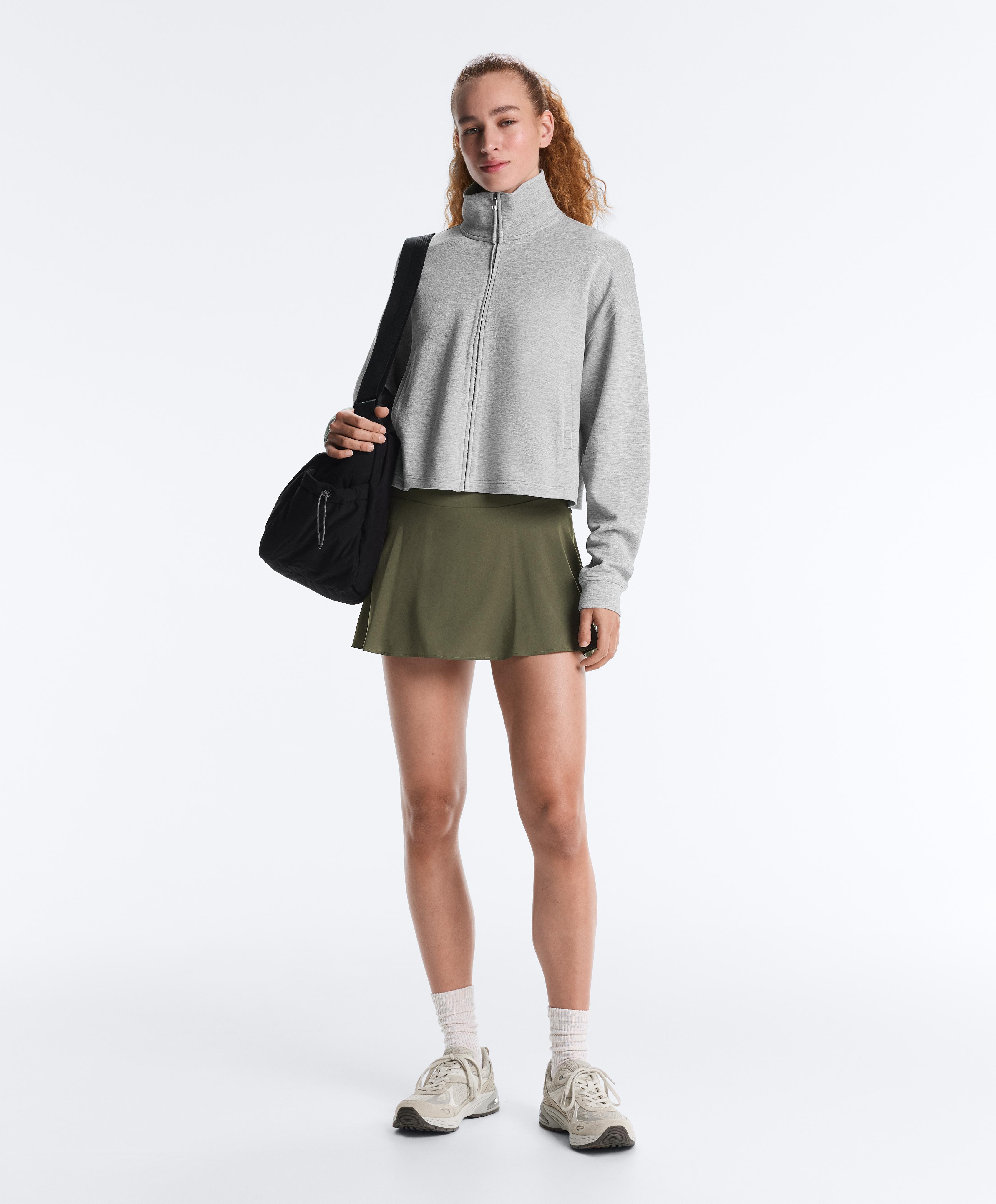 Compressive skirt Compressive skirt