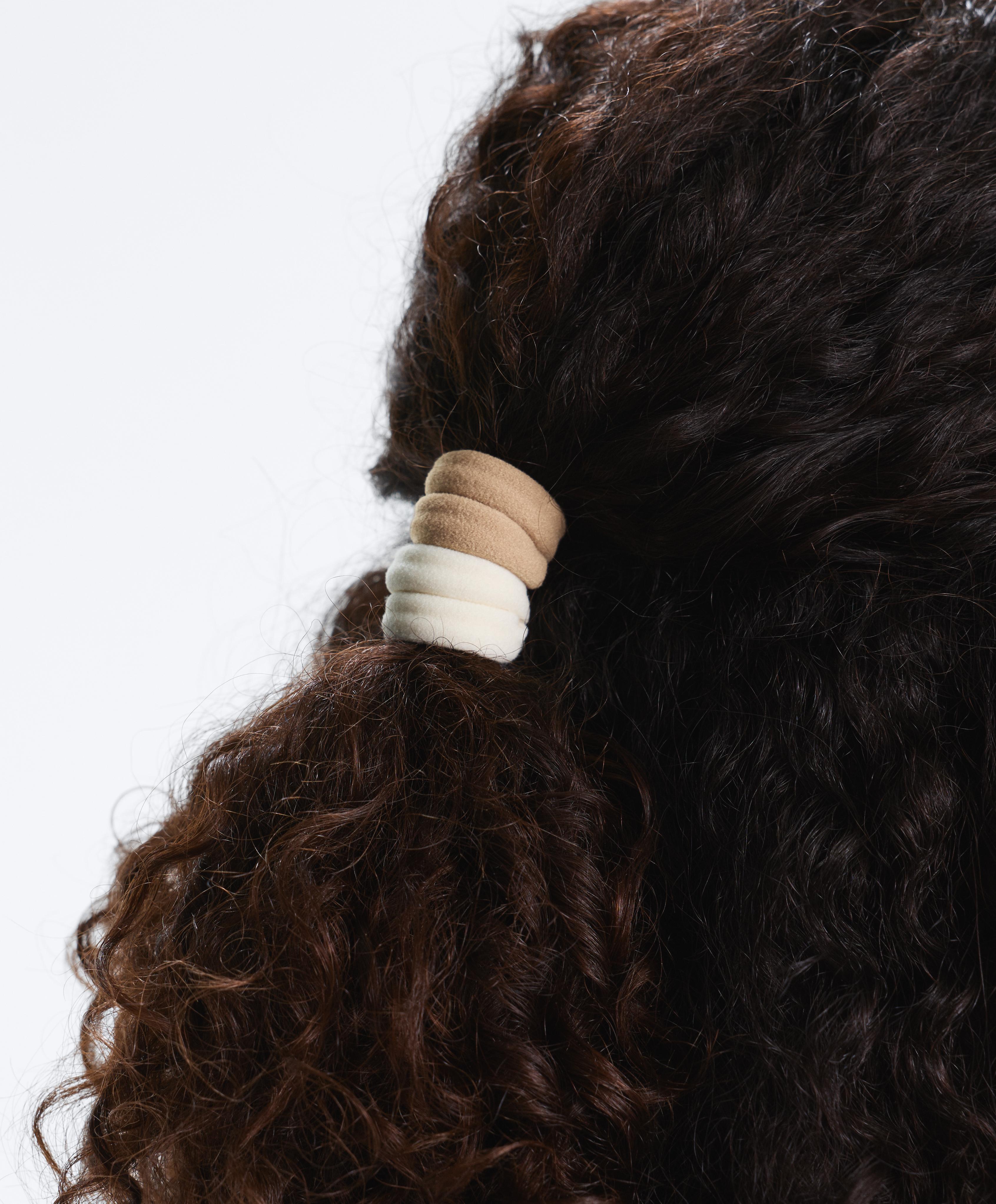 Pack de 5 elásticos smooth para o cabelo Pack de 5 elásticos smooth para o cabelo