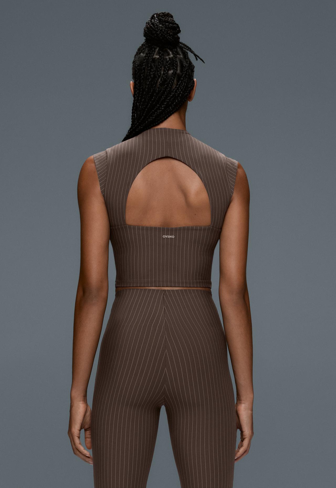 Compressive short-sleeve pinstripe tank top — BROWN