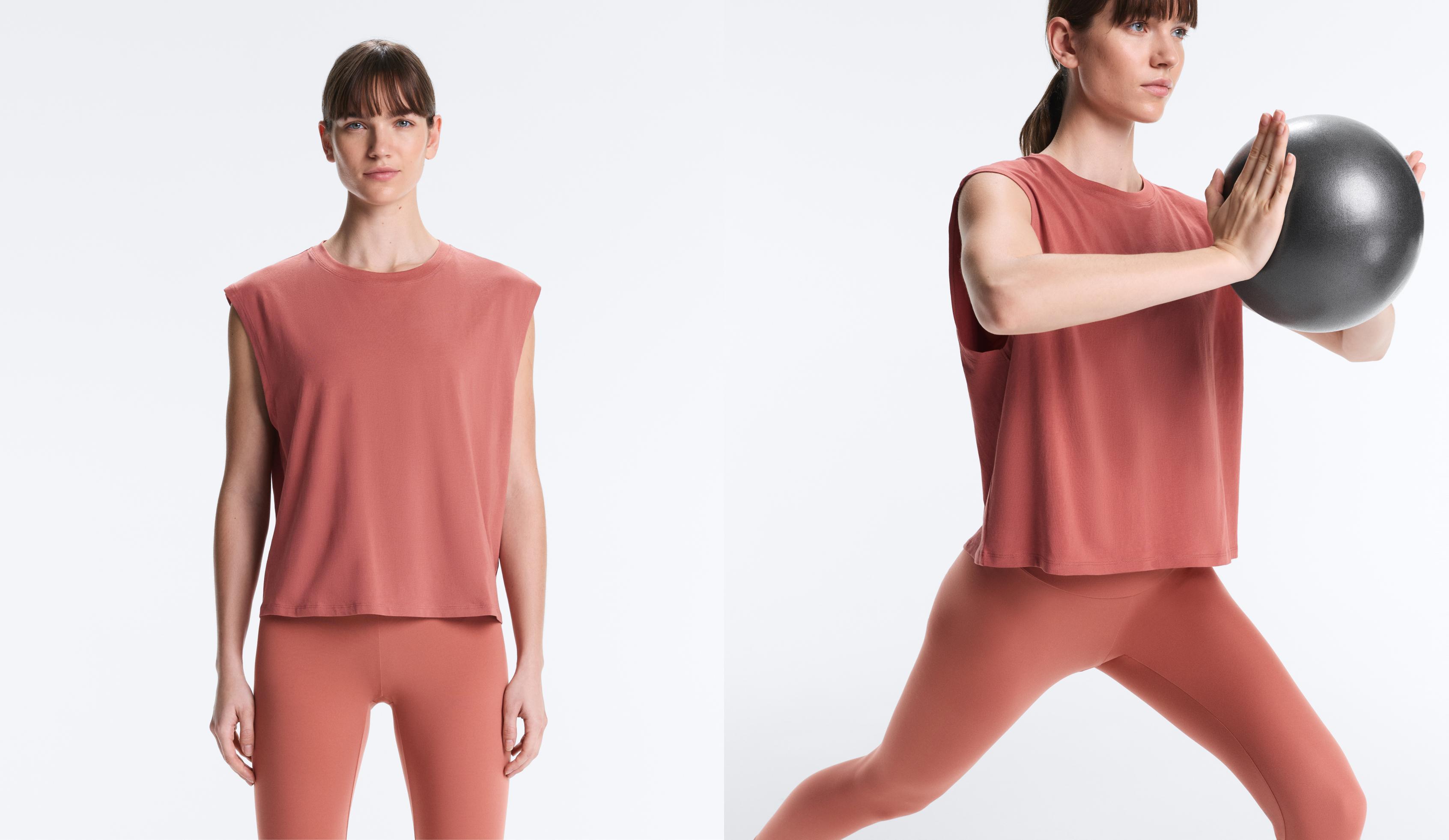 Cotton blend sleeveless T-shirt Cotton blend sleeveless T-shirt