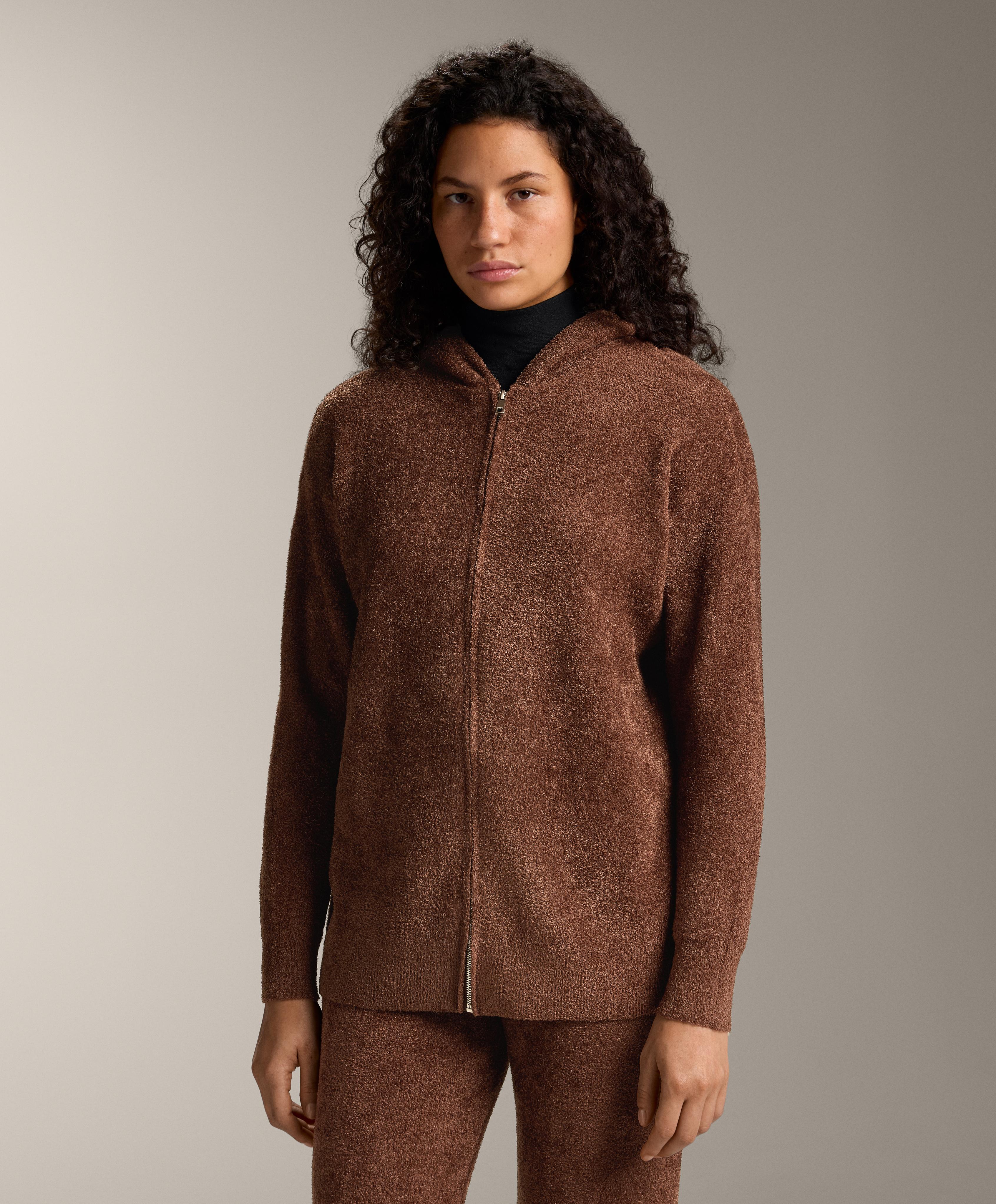 Bieza šenila jaka ar kapuci