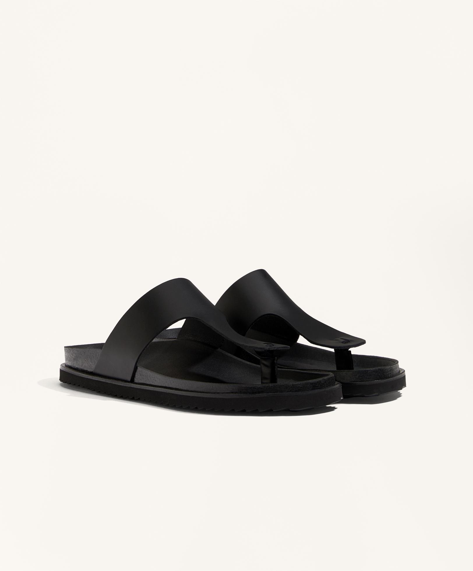 T-cut leather sandals - Sale
