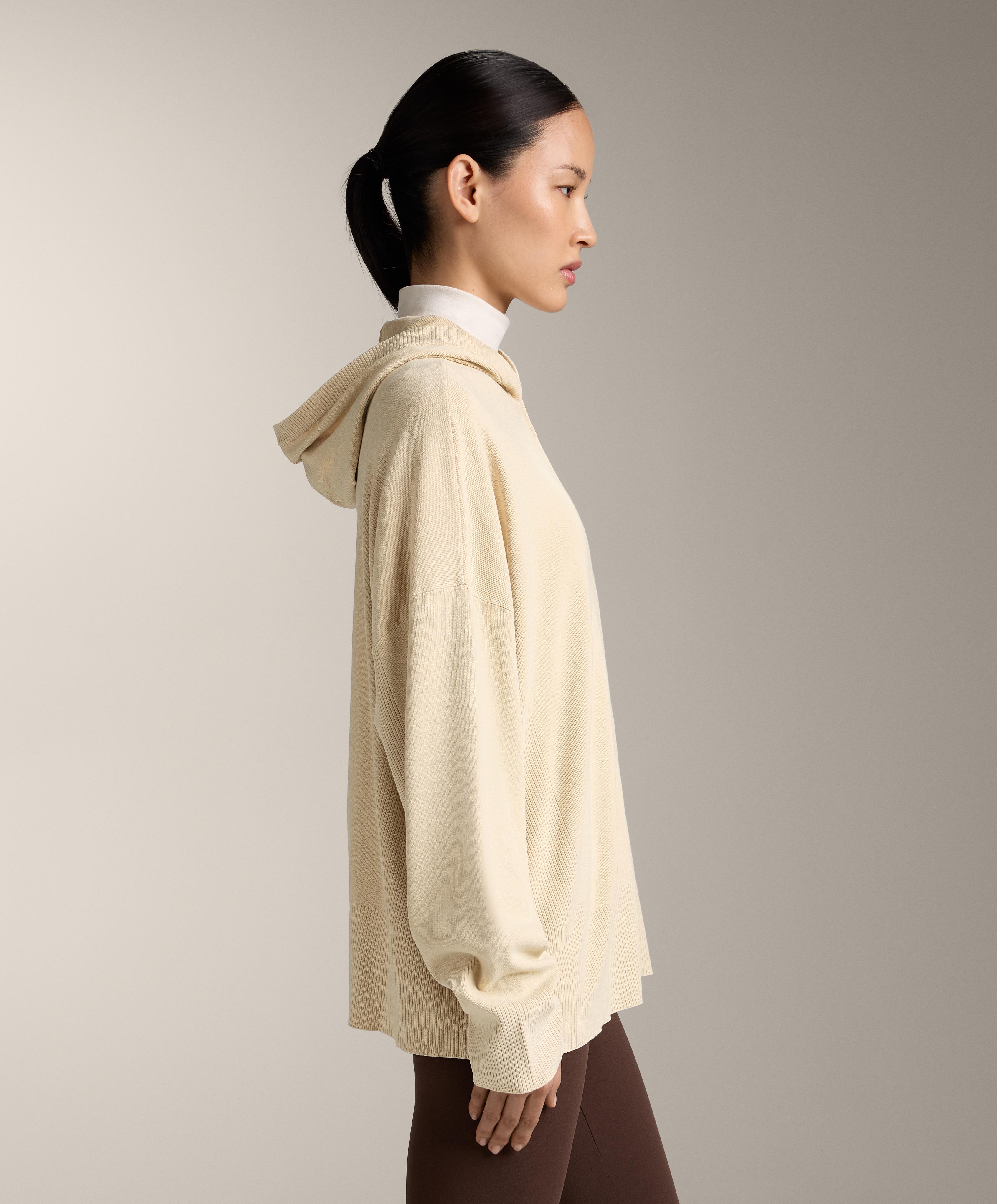 Long knit hooded jacket