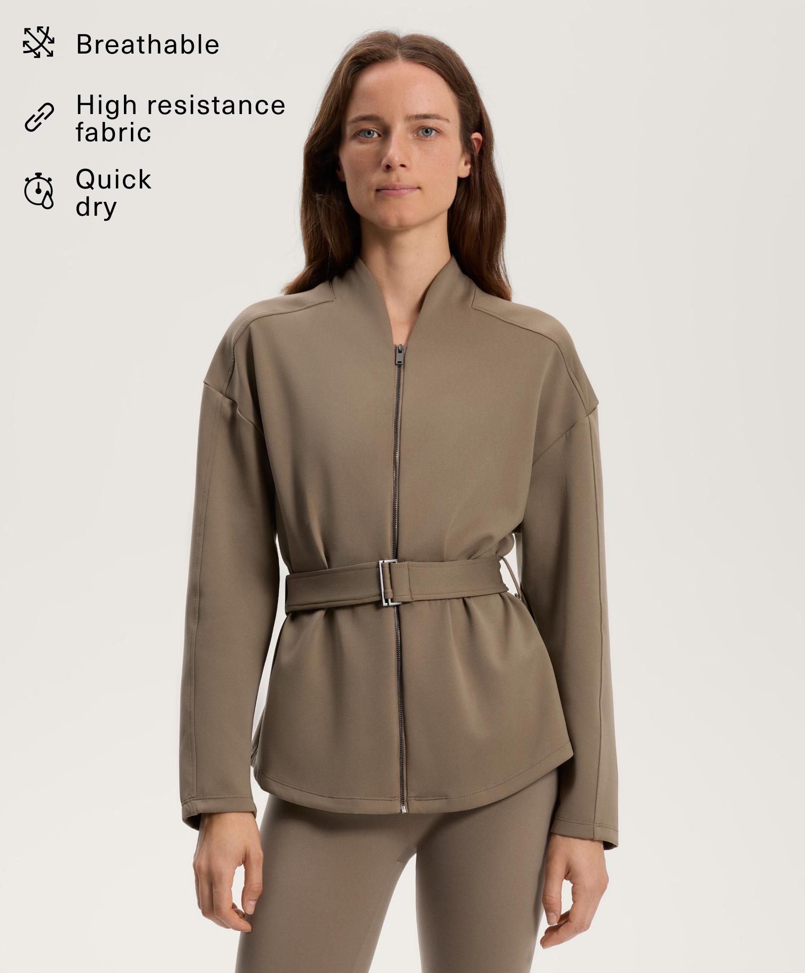 جاكيت بمظهر نيوبرين مع حزام جاكيت بمظهر نيوبرين مع حزام